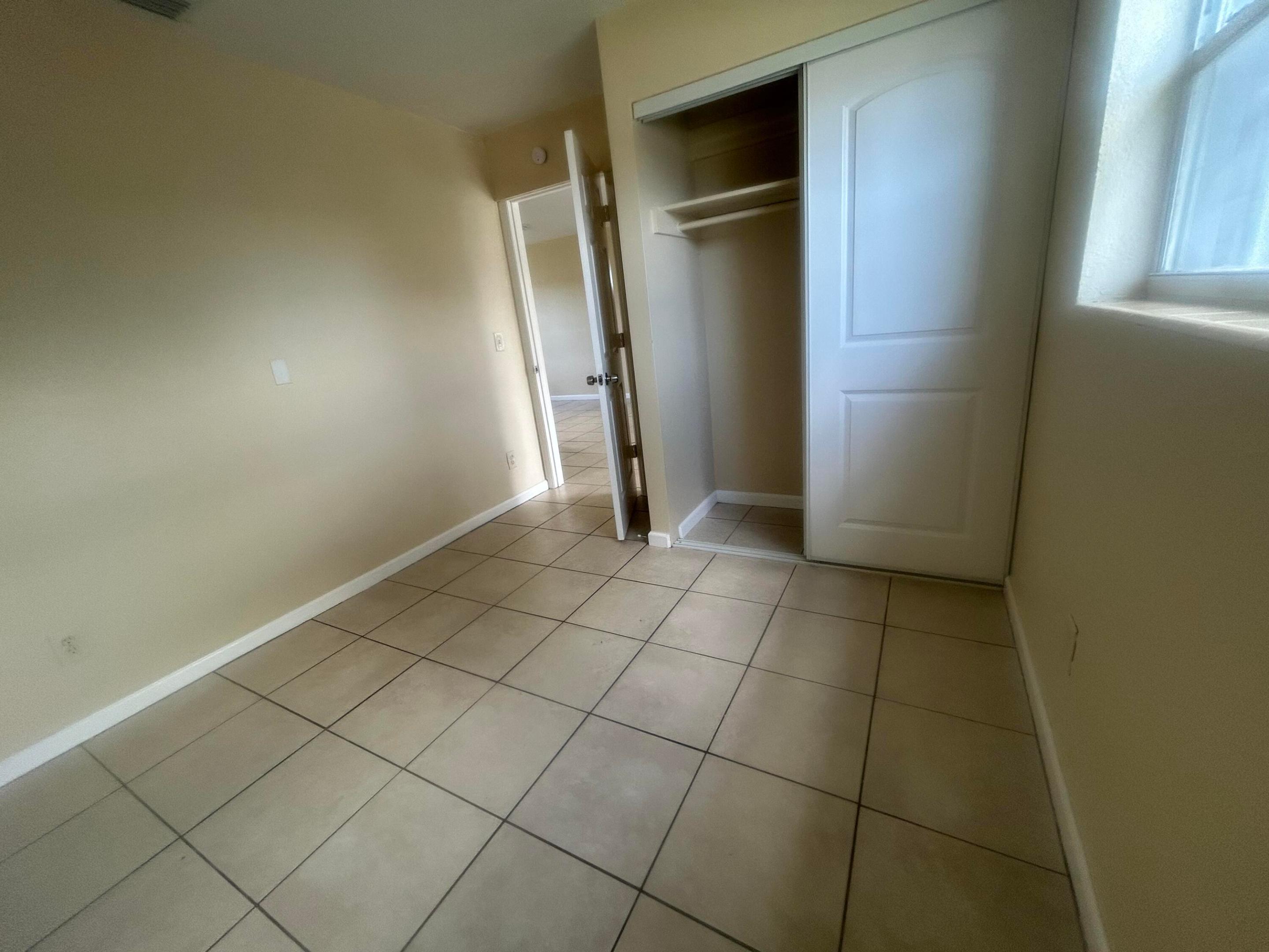 RIVIERA BEACH HEIGHTS ADD 9 - Residential Lease