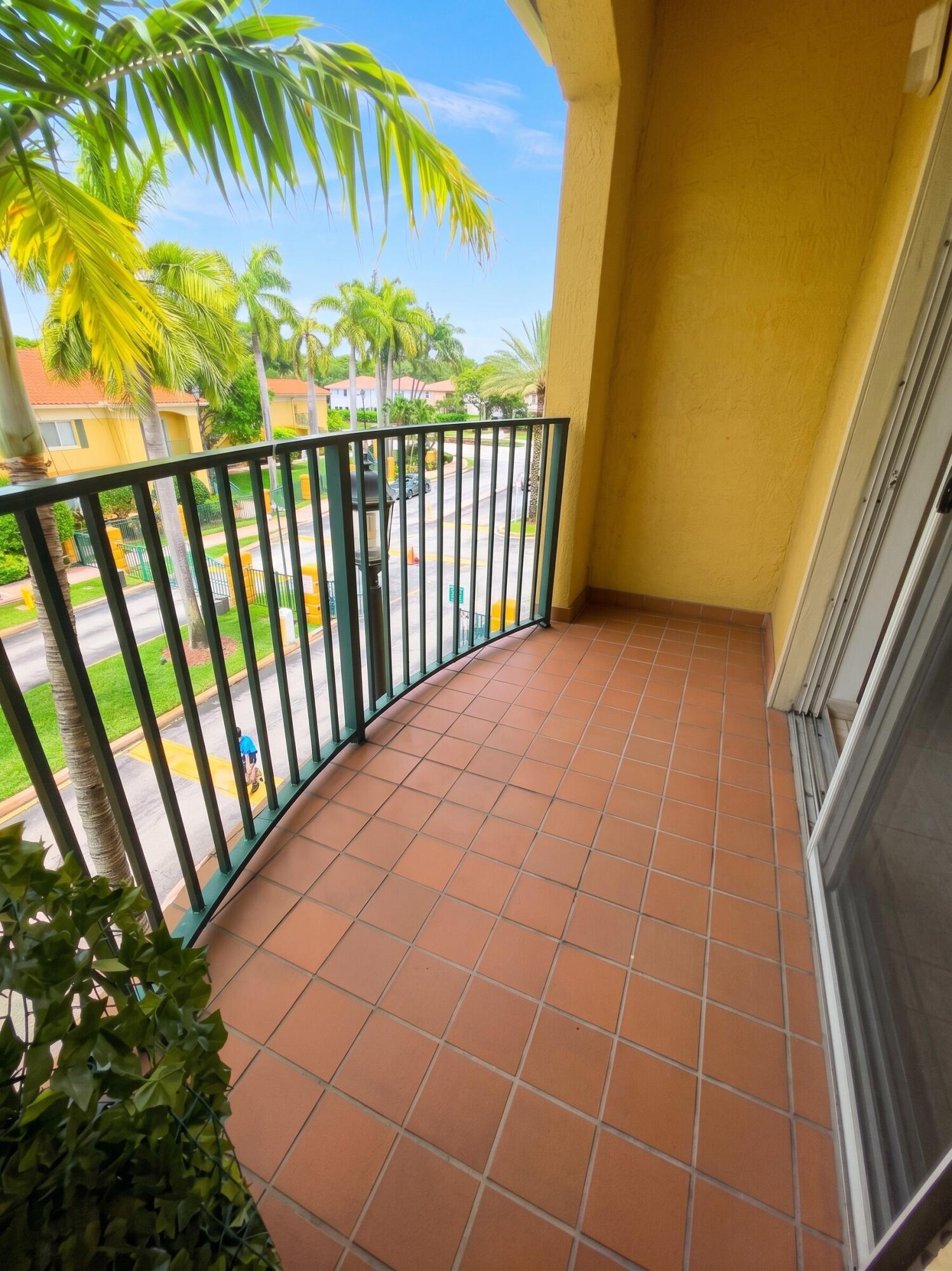 PALM GARDENS AT DORAL CONDO NO 1 - Residential Lease