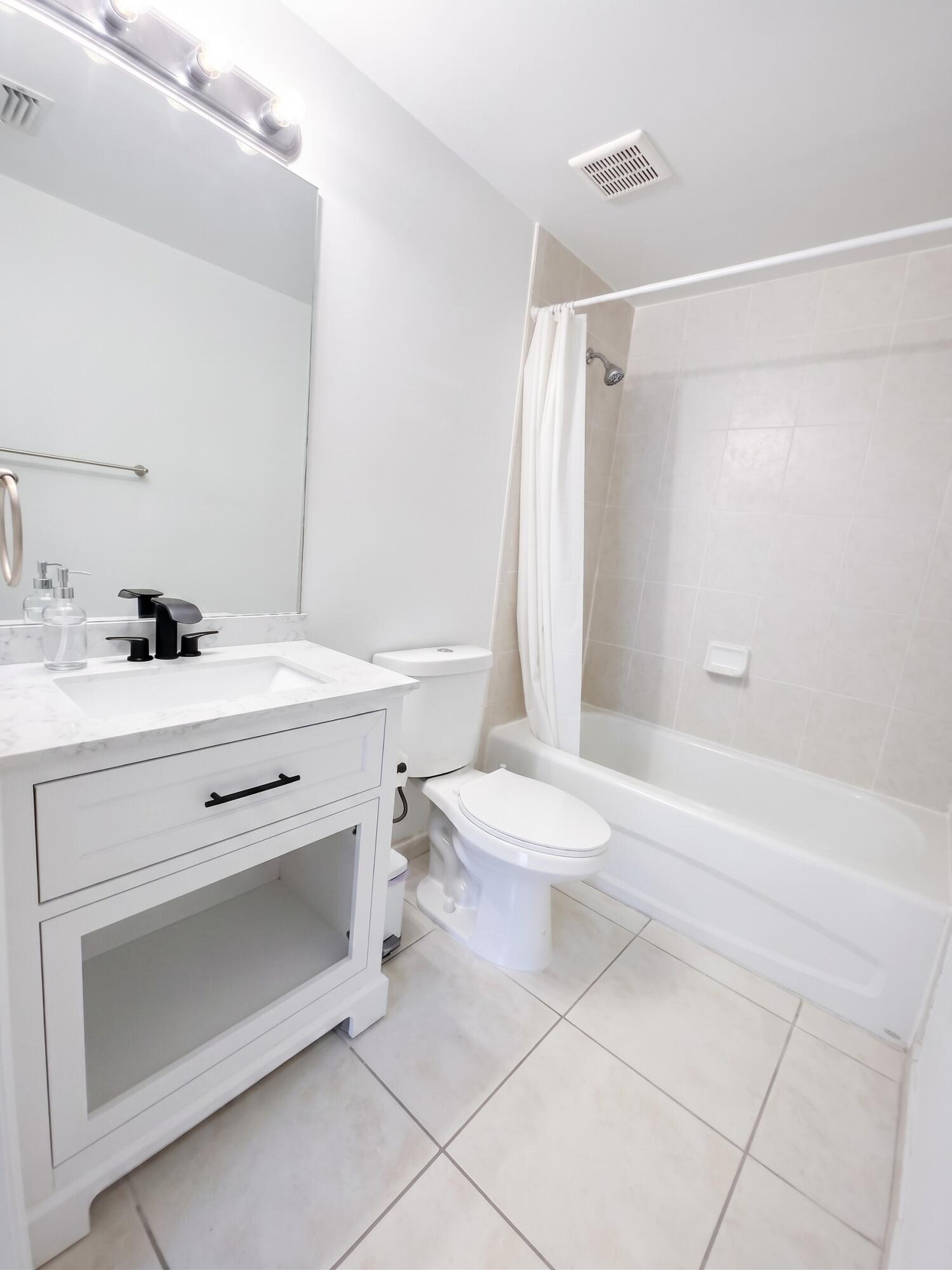 PALM GARDENS AT DORAL CONDO NO 1 - Residential Lease