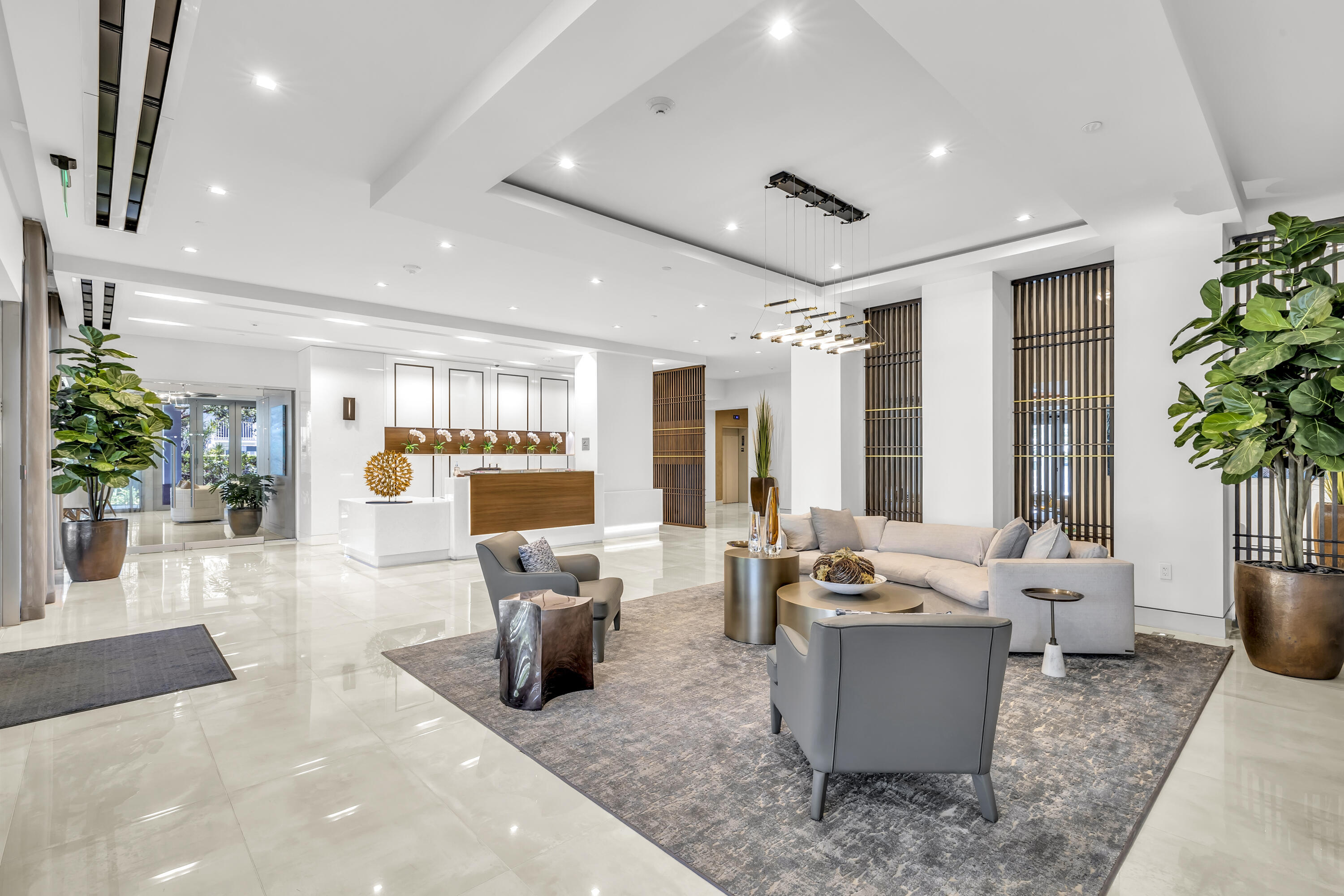 ADAGIO FORT LAUDERDALE BEACH - Residential