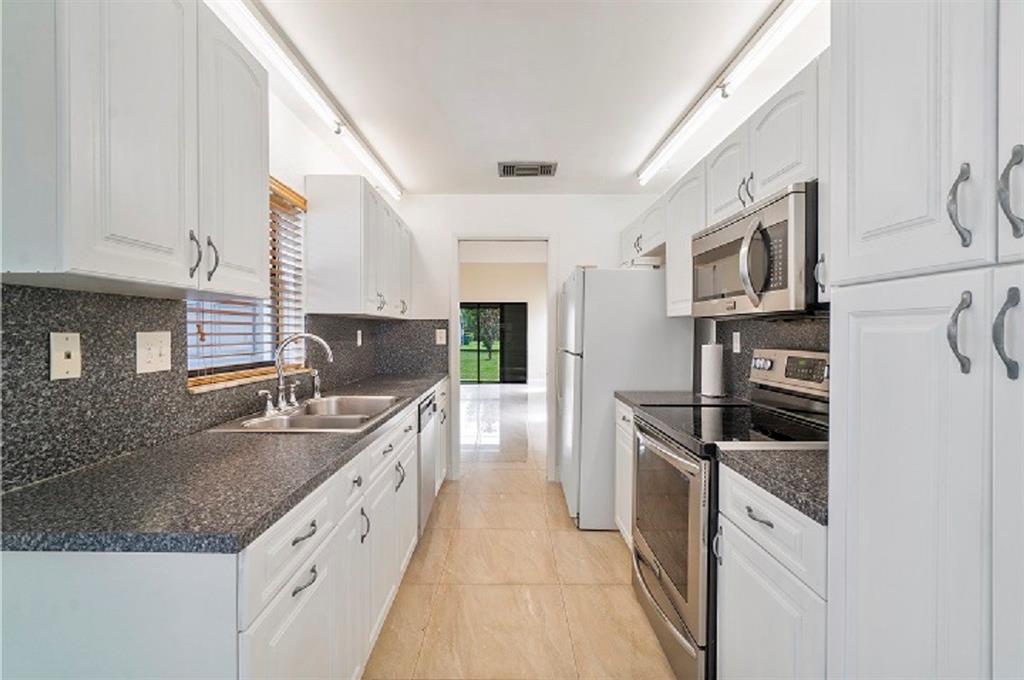 Northwood 11 - Residential