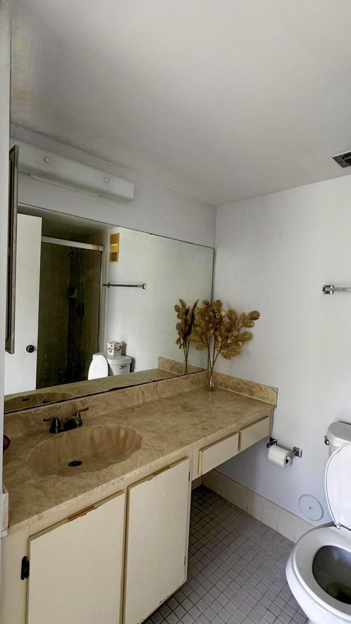 CASCADES OF LAUDERHILL 2 CONDO - Residential