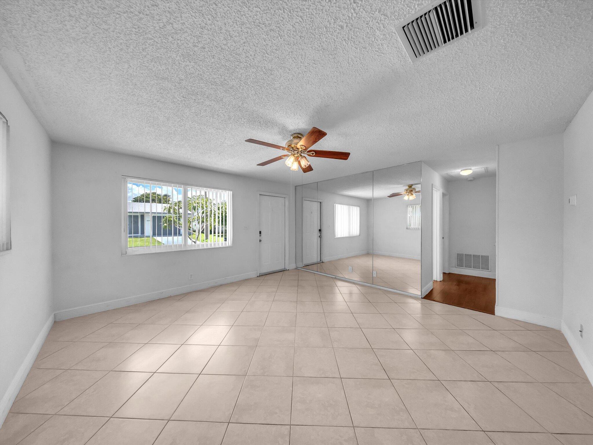 MAINLANDS OF TAMARAC LAKES - Residential