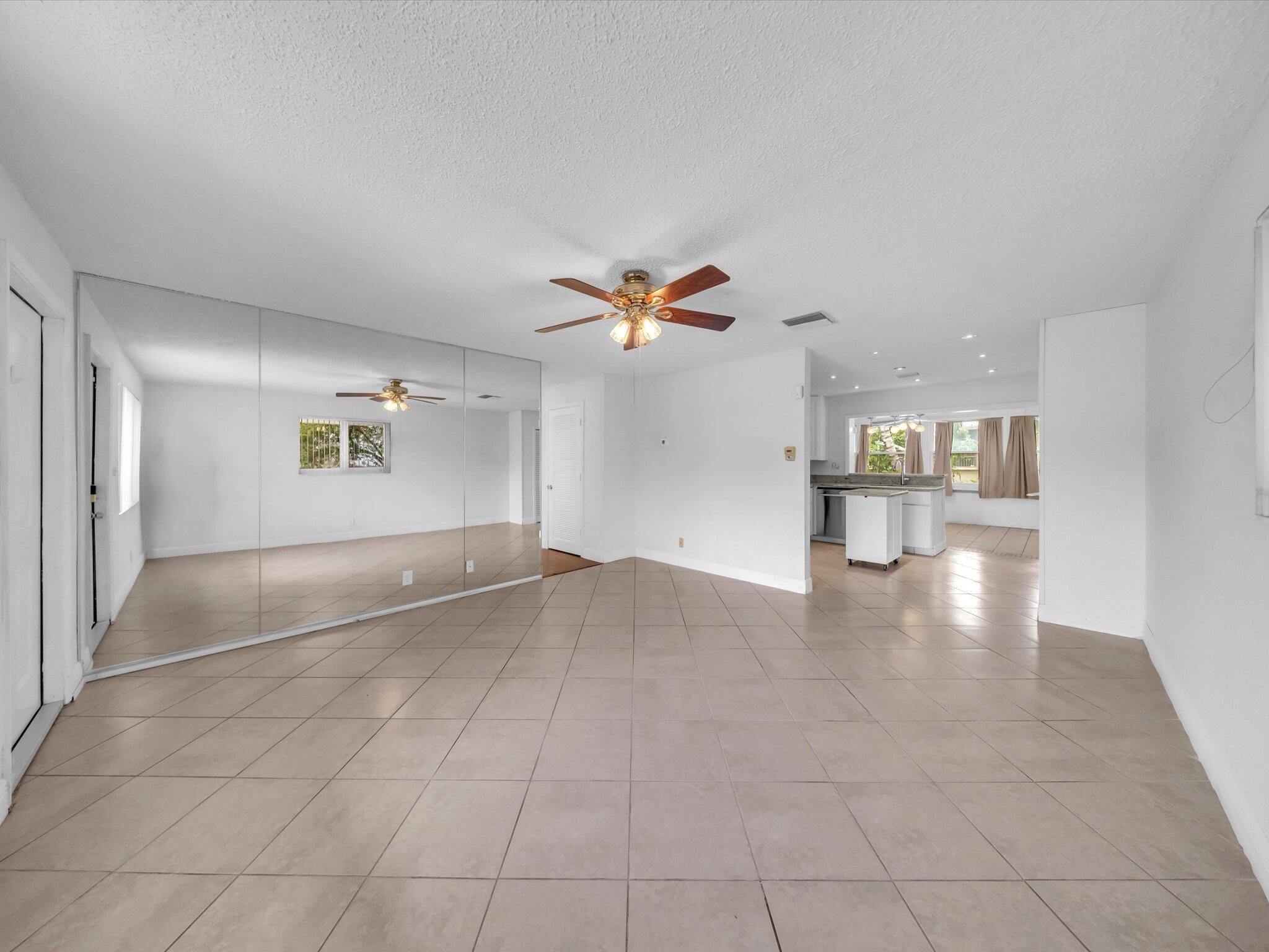 MAINLANDS OF TAMARAC LAKES - Residential