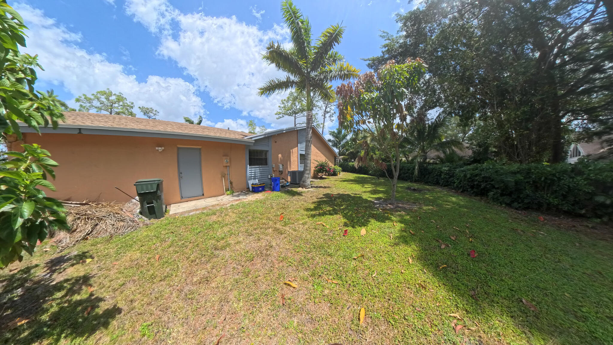 SUGAR POND MANOR OF WELLINGTON - Residential Lease