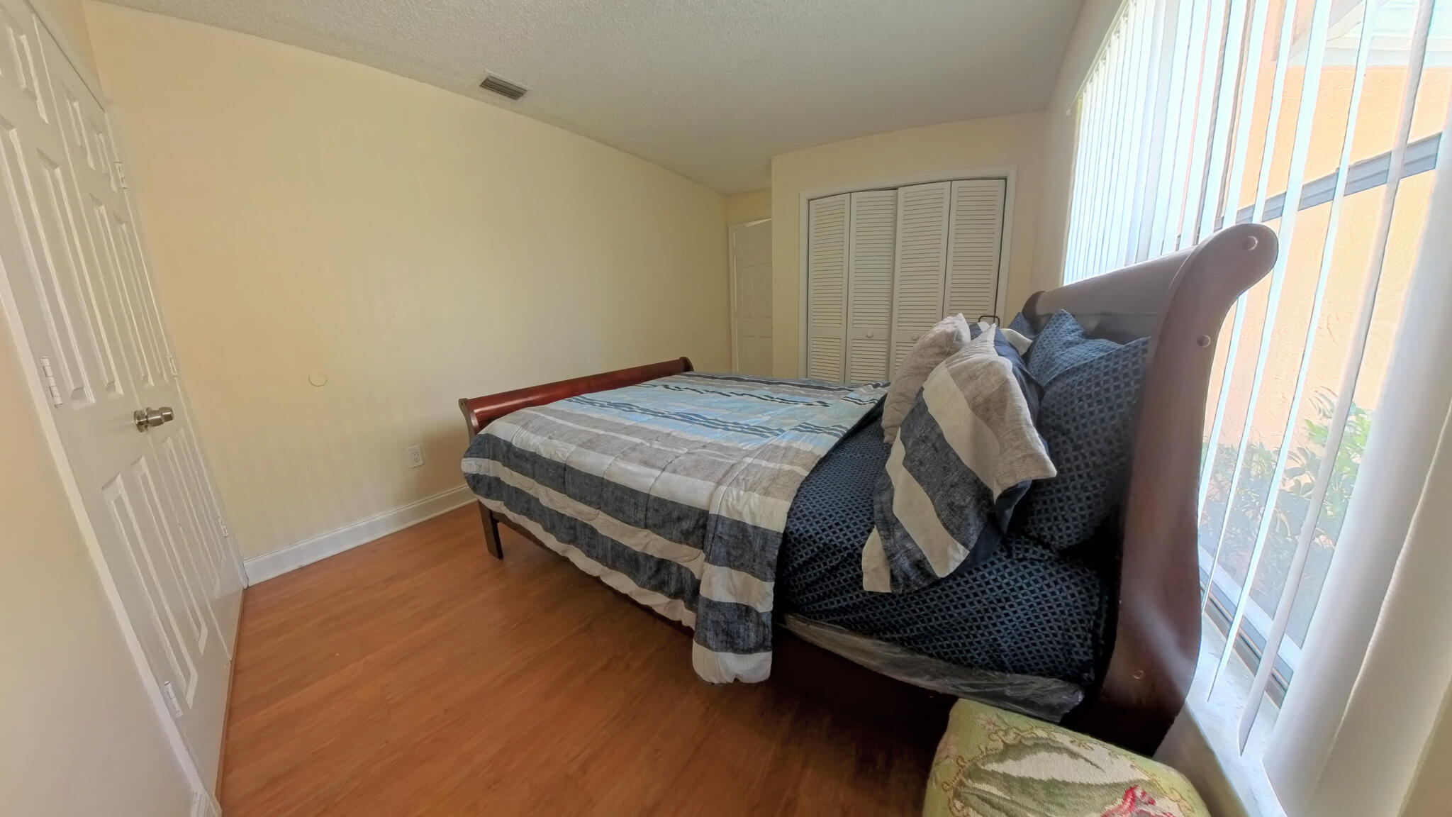 SUGAR POND MANOR OF WELLINGTON - Residential Lease