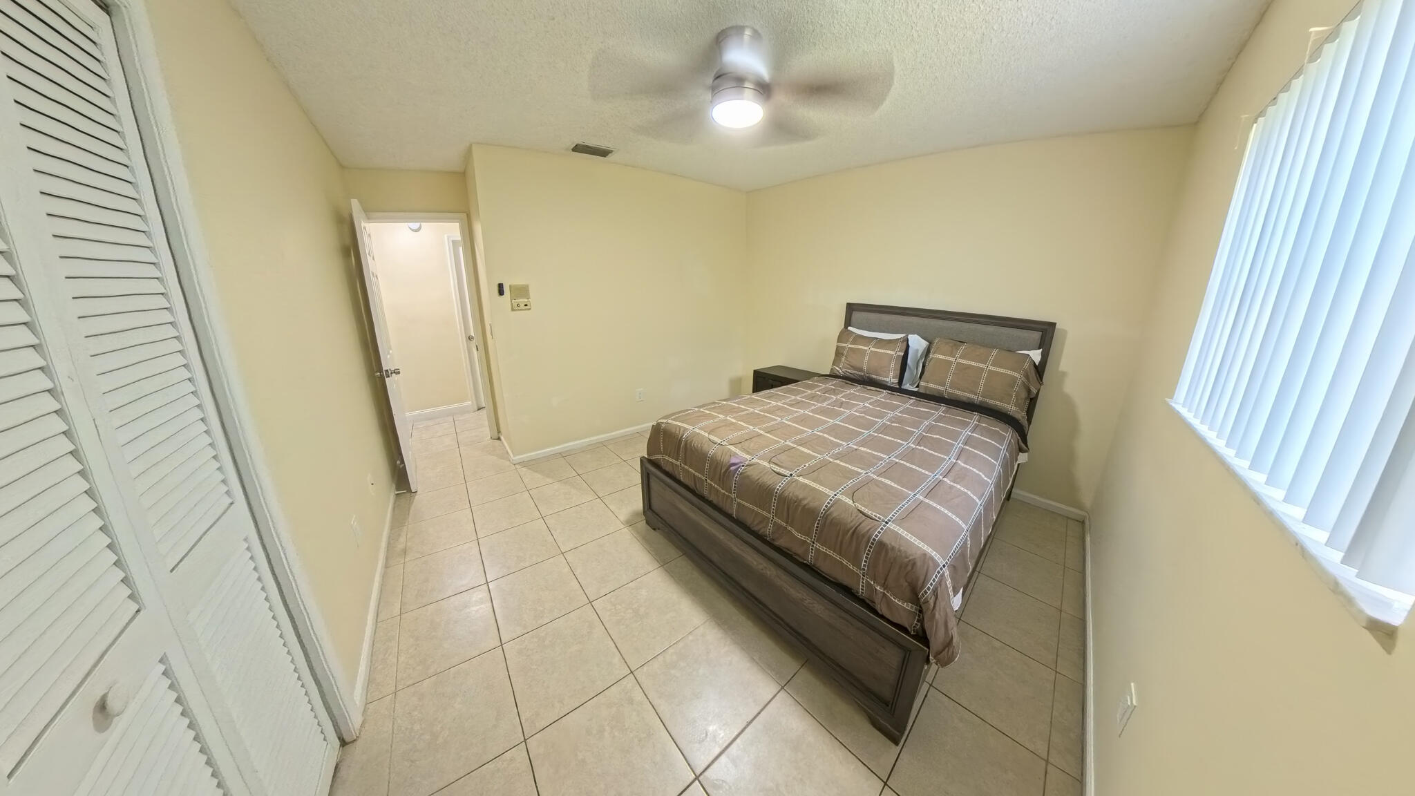 SUGAR POND MANOR OF WELLINGTON - Residential Lease