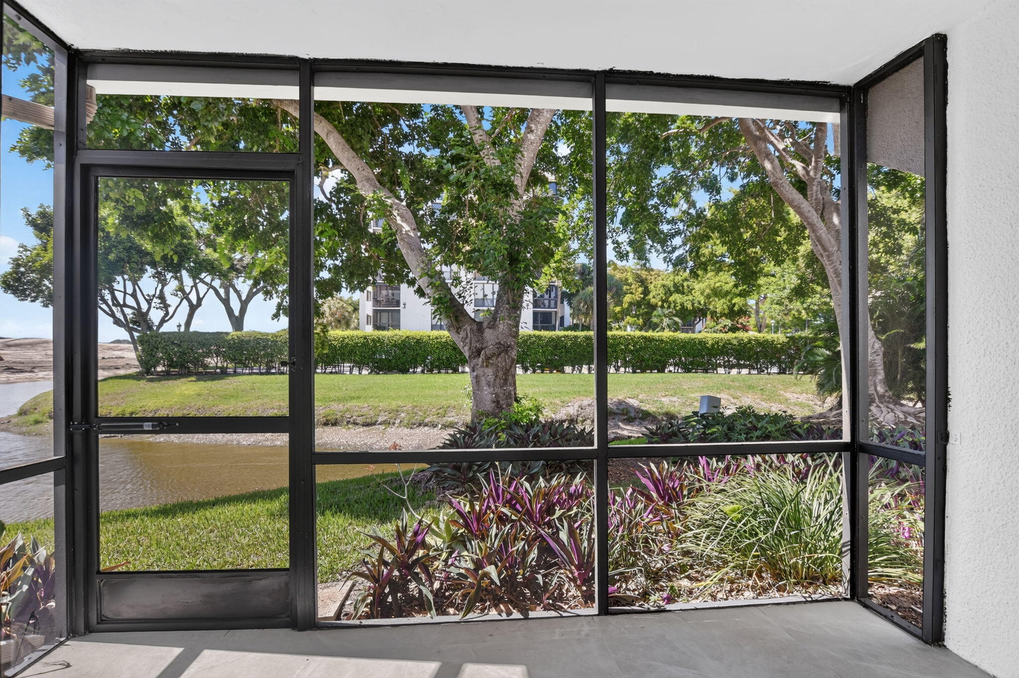 Bridgewood Townhouse - Residential
