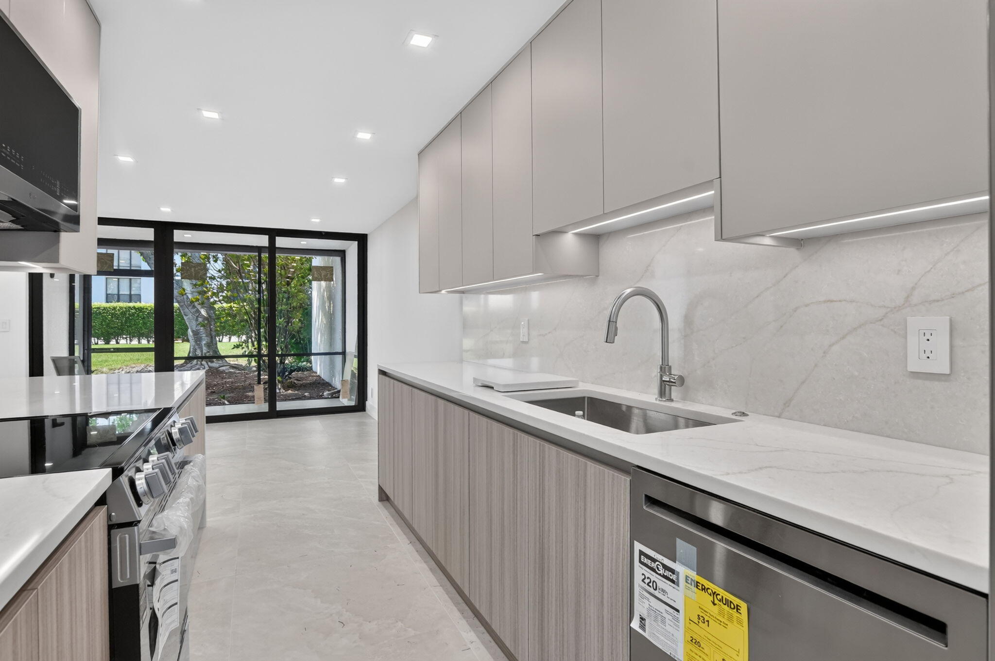 Bridgewood Townhouse - Residential