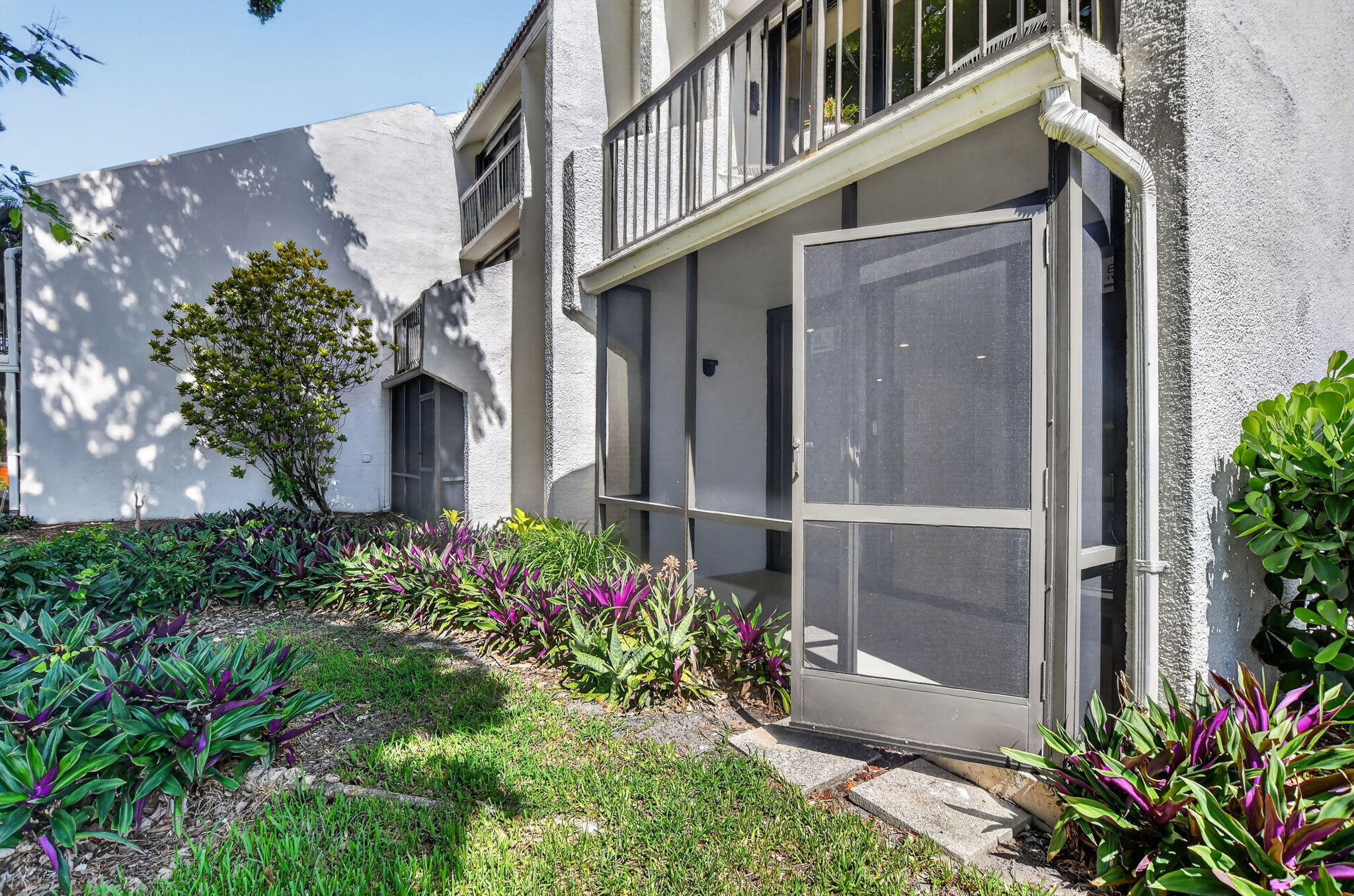 Bridgewood Townhouse - Residential