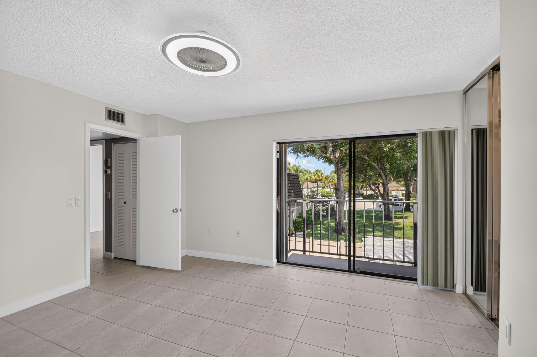HERITAGE VILLAGE OF P B LAKES - Residential