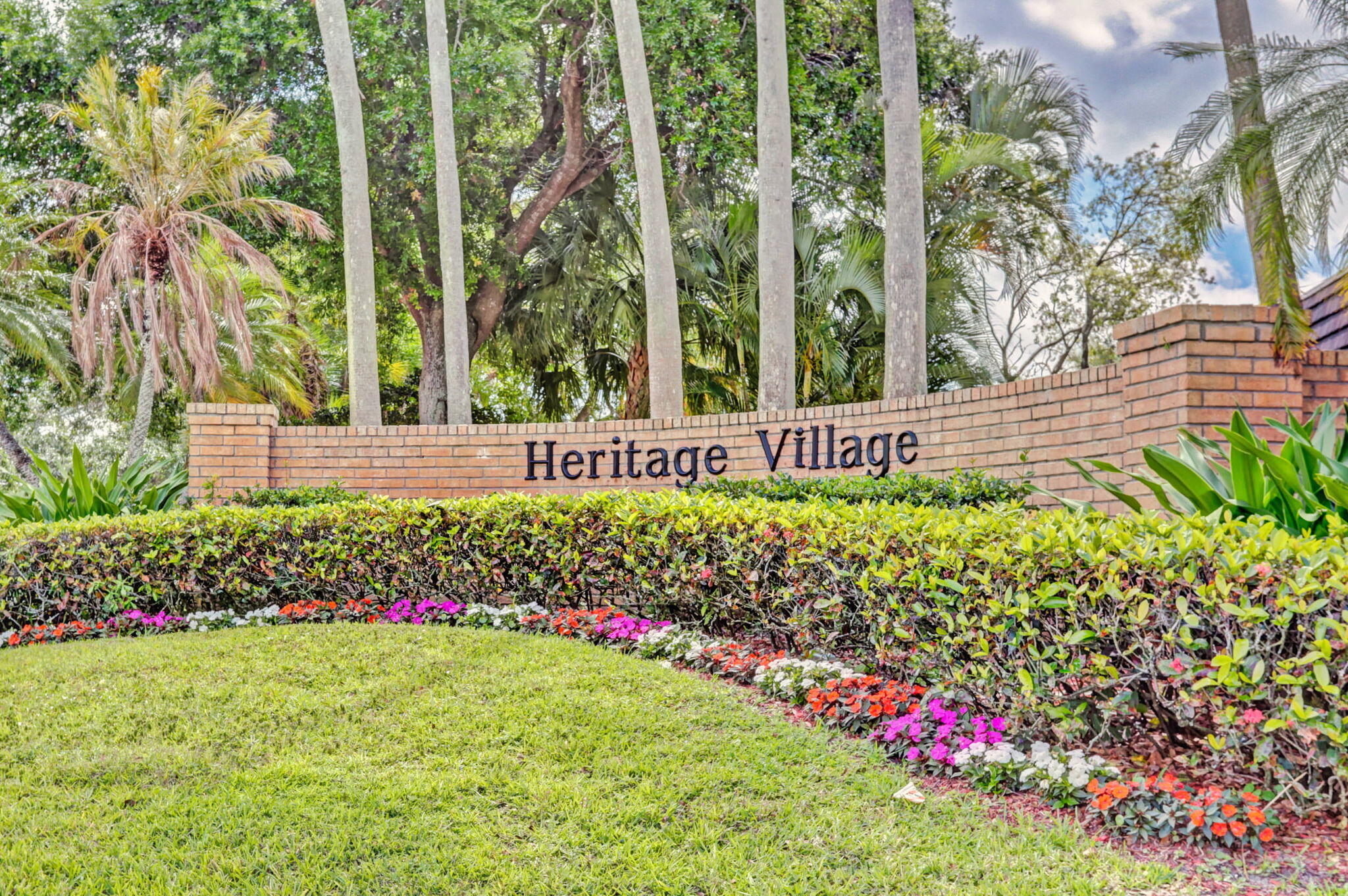 HERITAGE VILLAGE OF P B LAKES - Residential