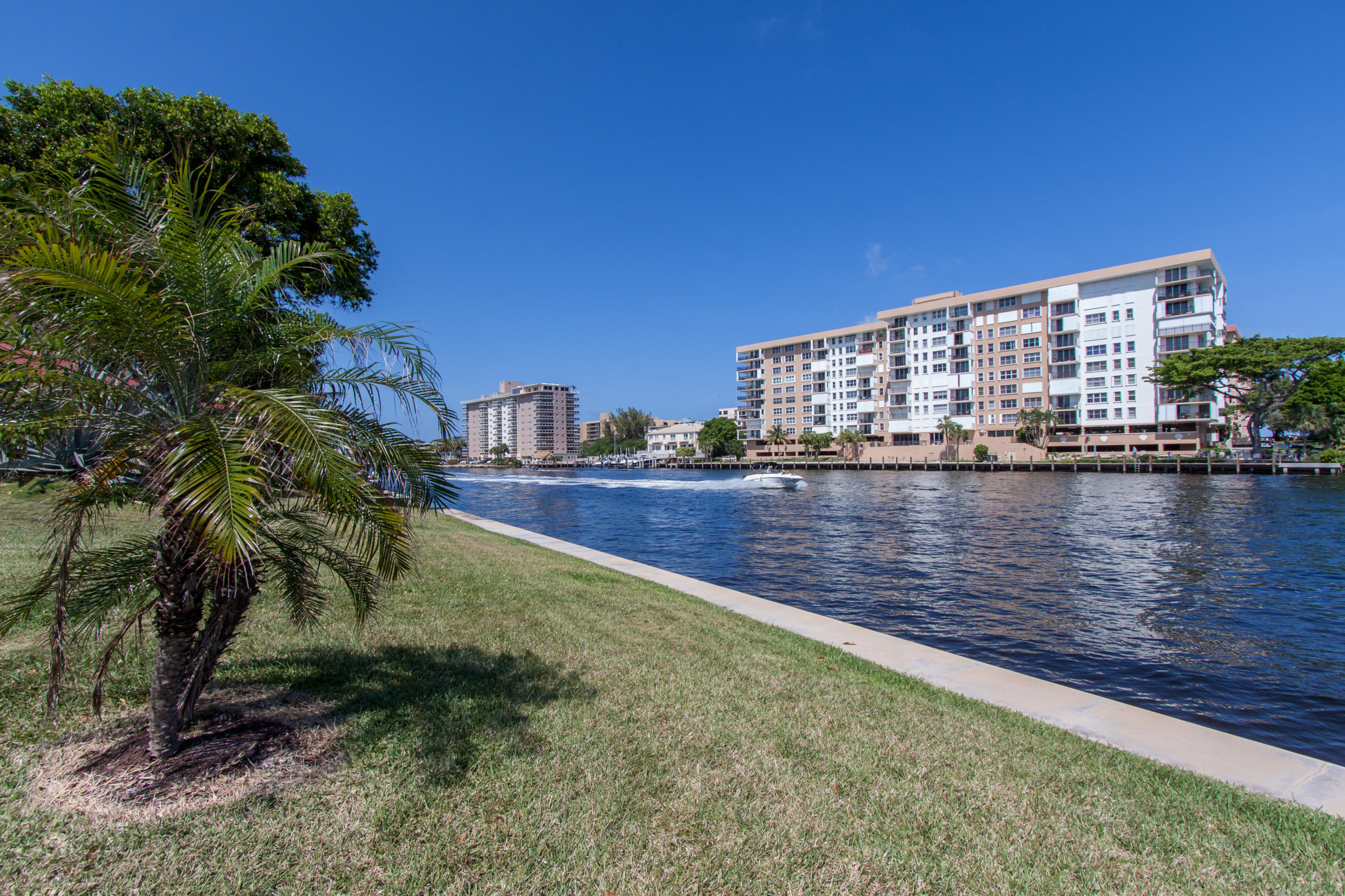PALM AIRE AT CORAL KEY - Residential