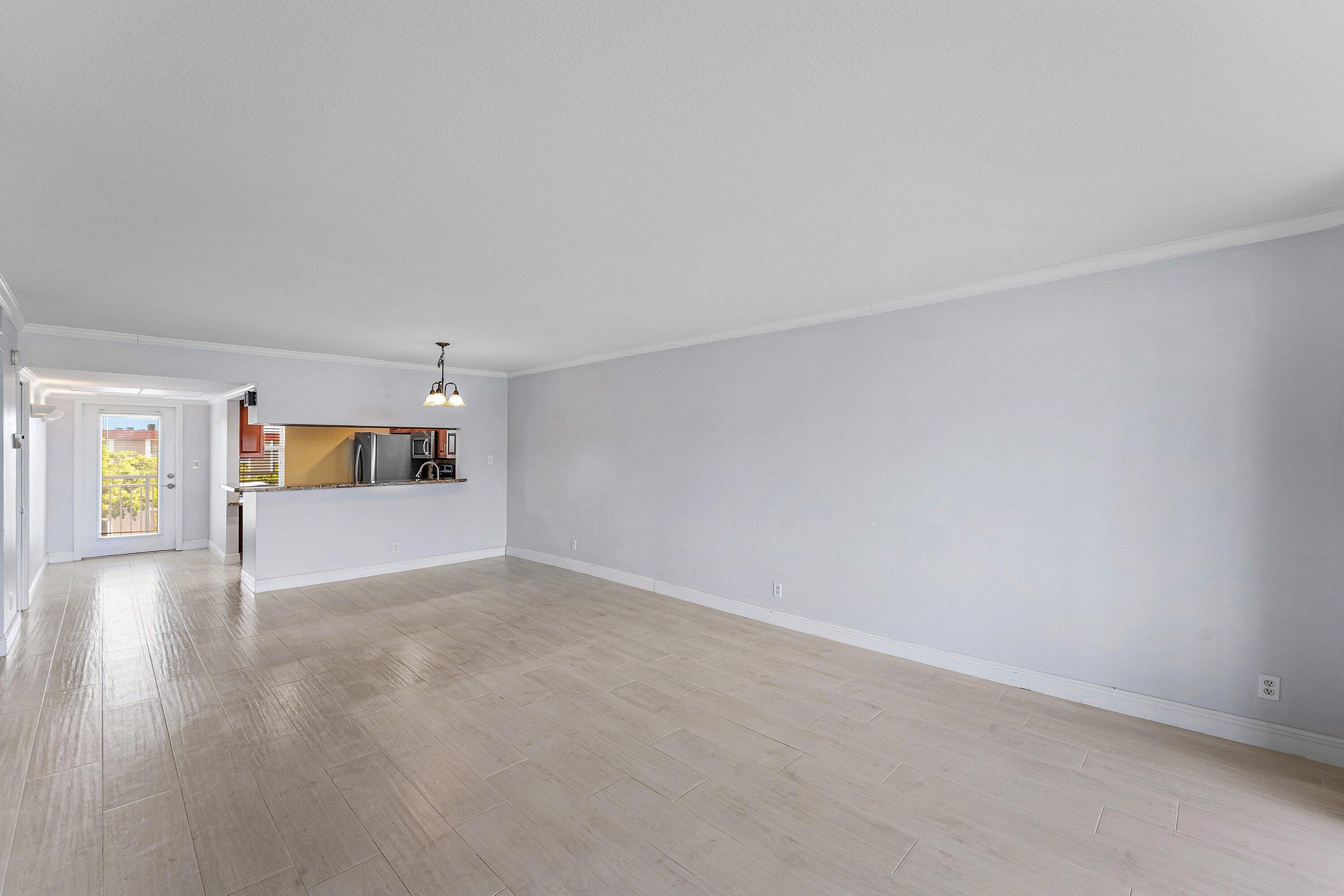 PALM AIRE AT CORAL KEY - Residential