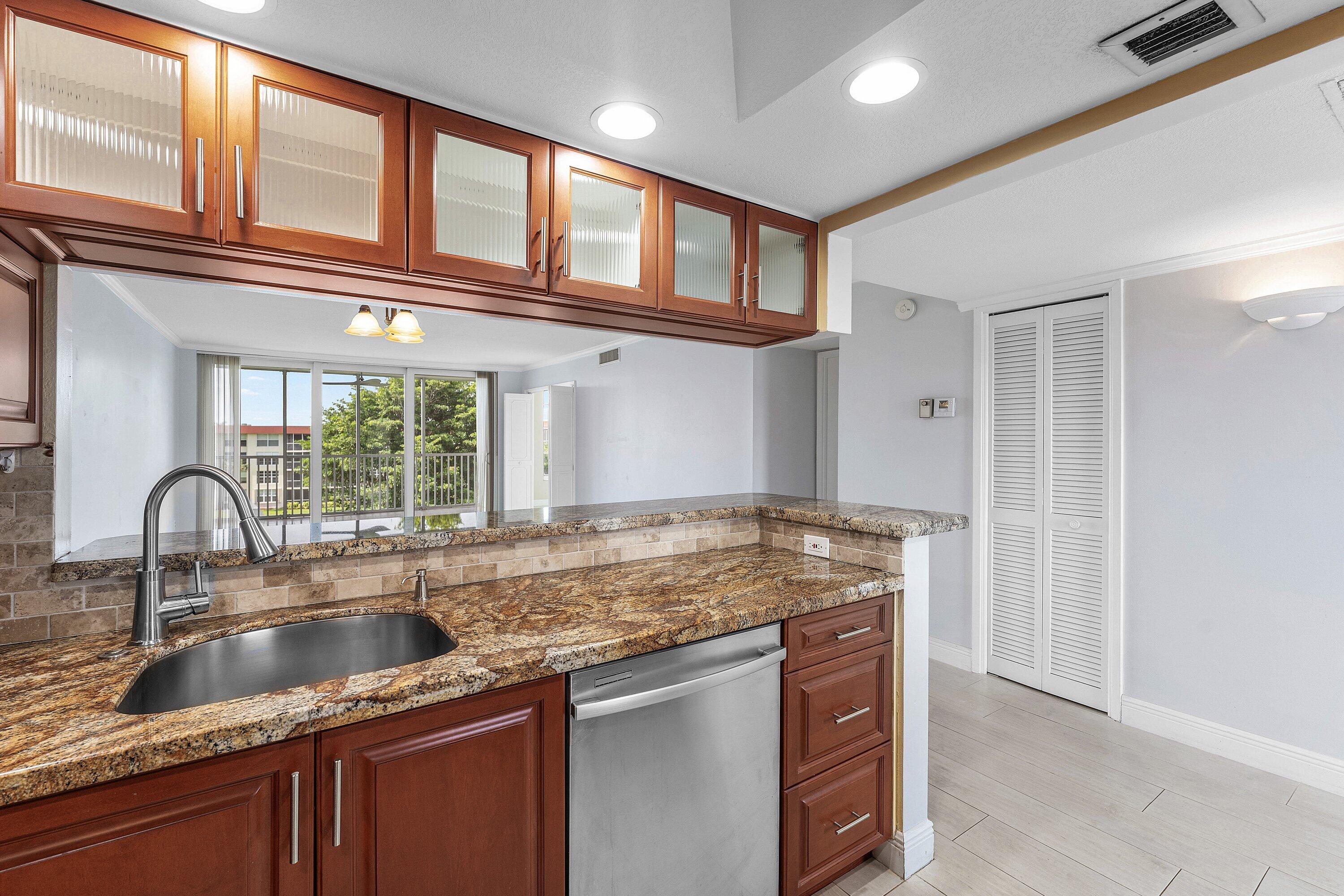 PALM AIRE AT CORAL KEY - Residential