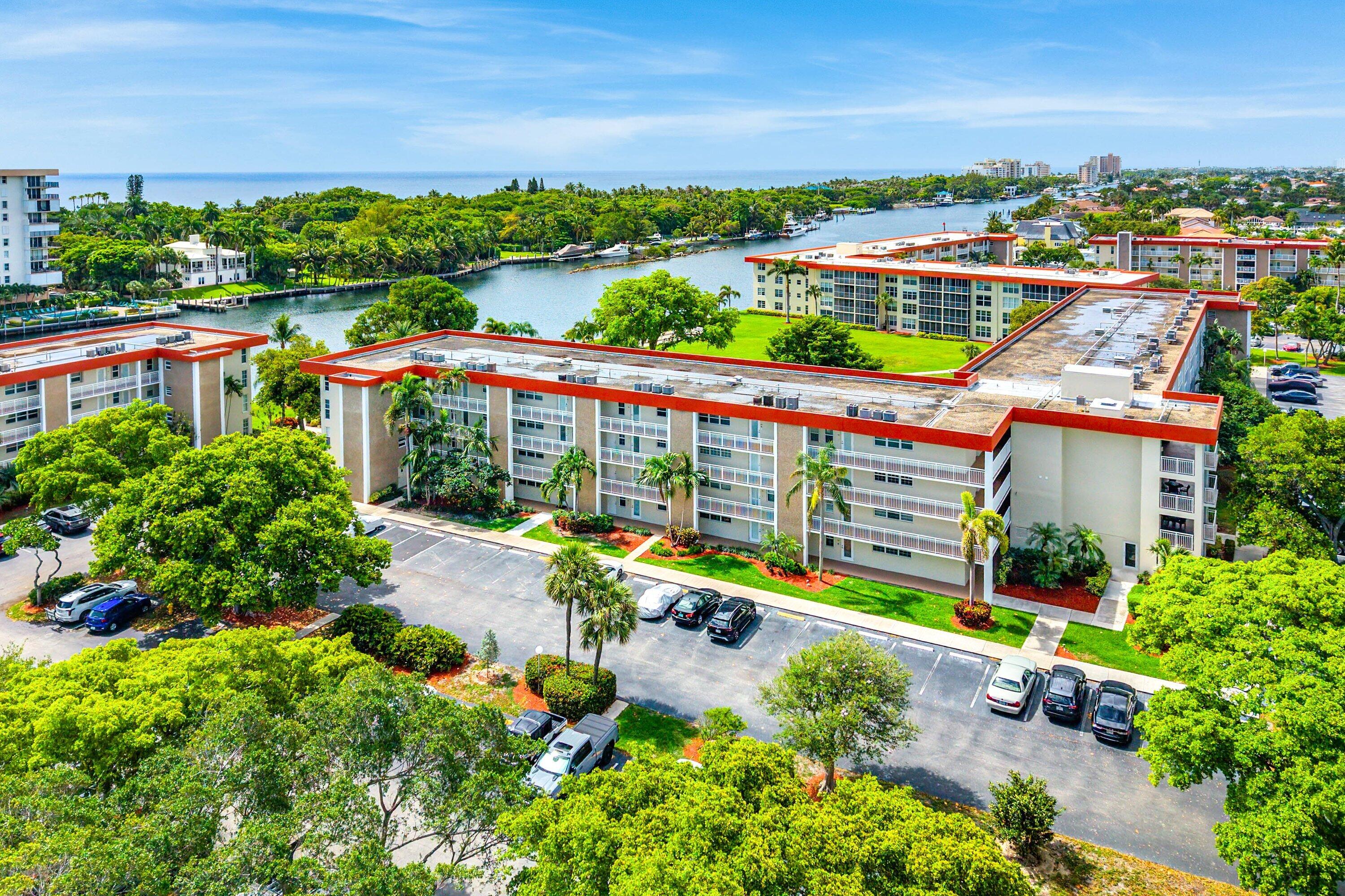 PALM AIRE AT CORAL KEY - Residential
