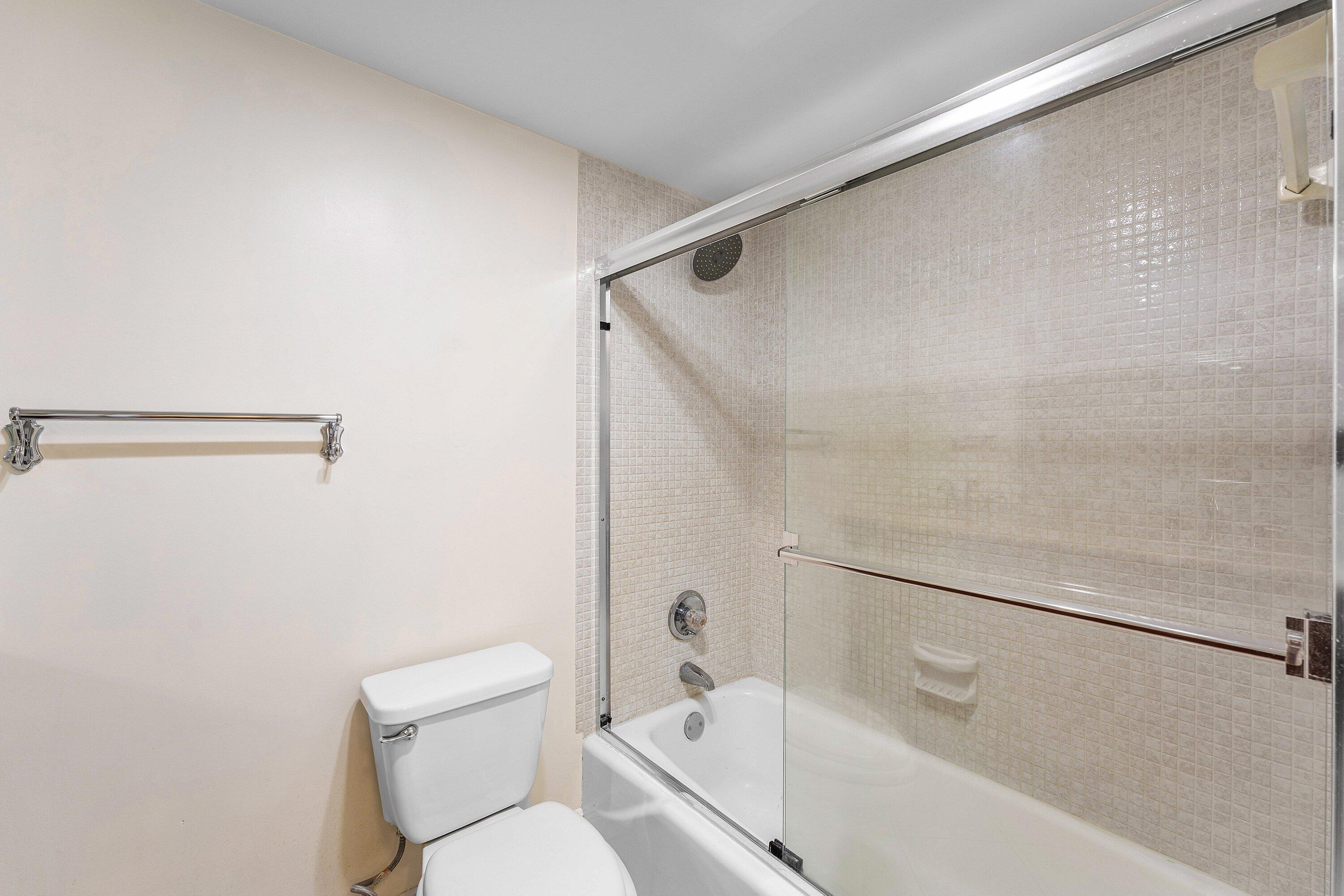 PALM AIRE AT CORAL KEY - Residential