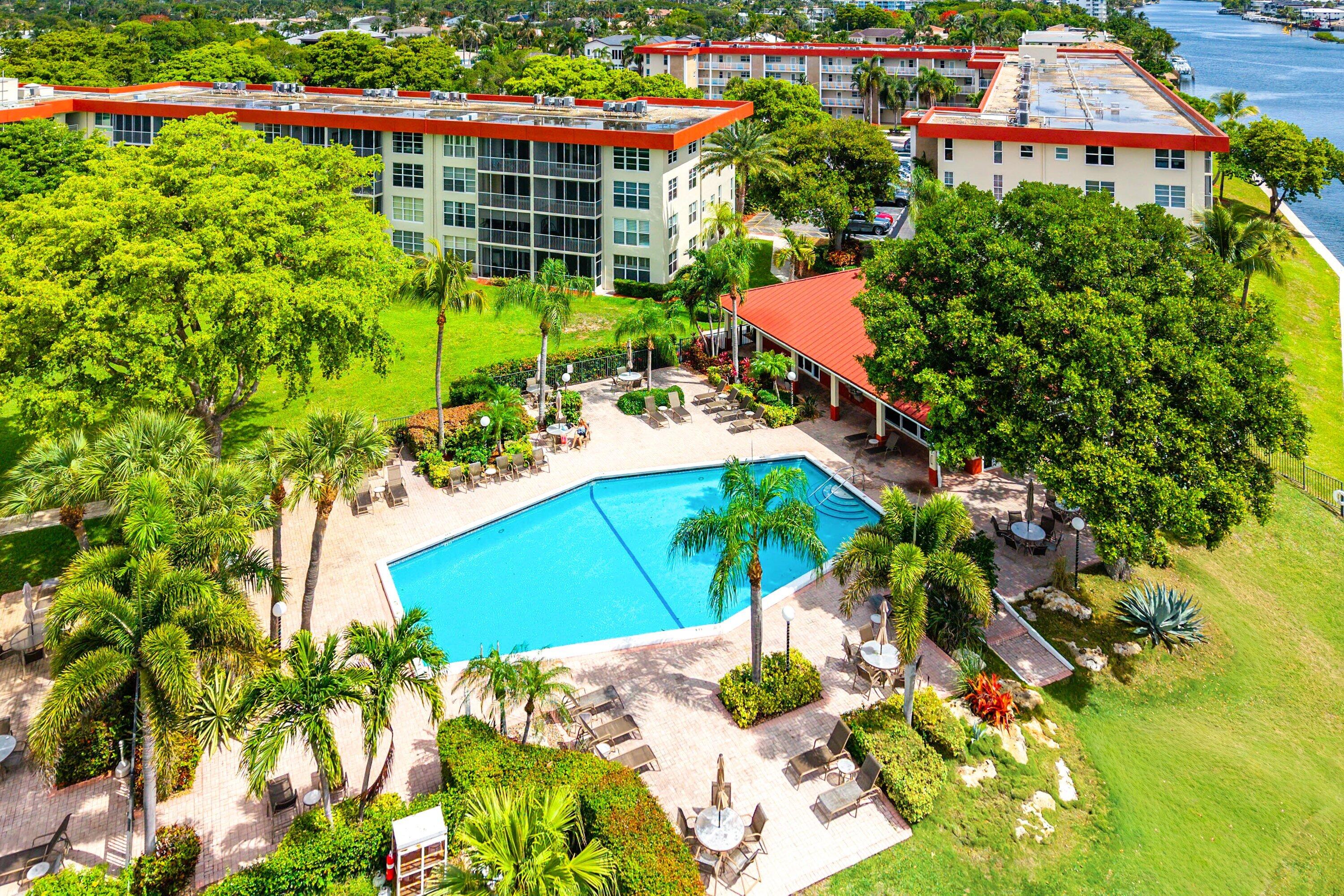 PALM AIRE AT CORAL KEY - Residential