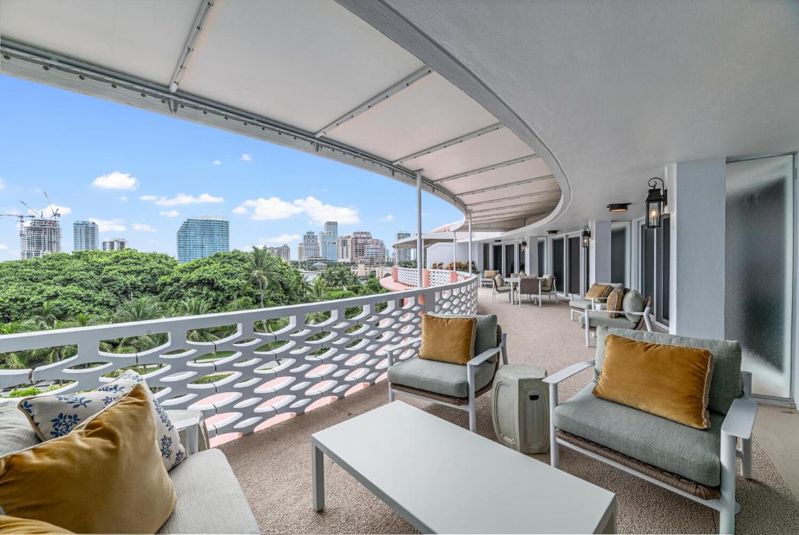 SOUTHLAKE CONDOMINIUM - Residential