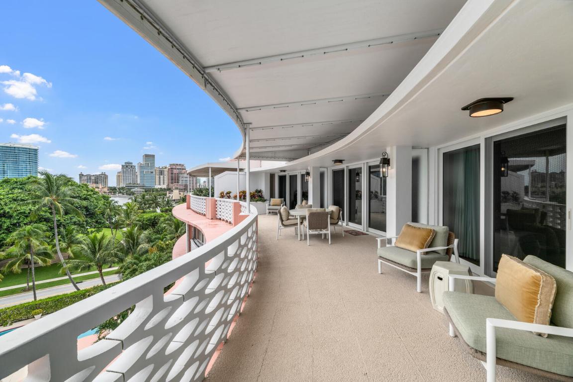 SOUTHLAKE CONDOMINIUM - Residential