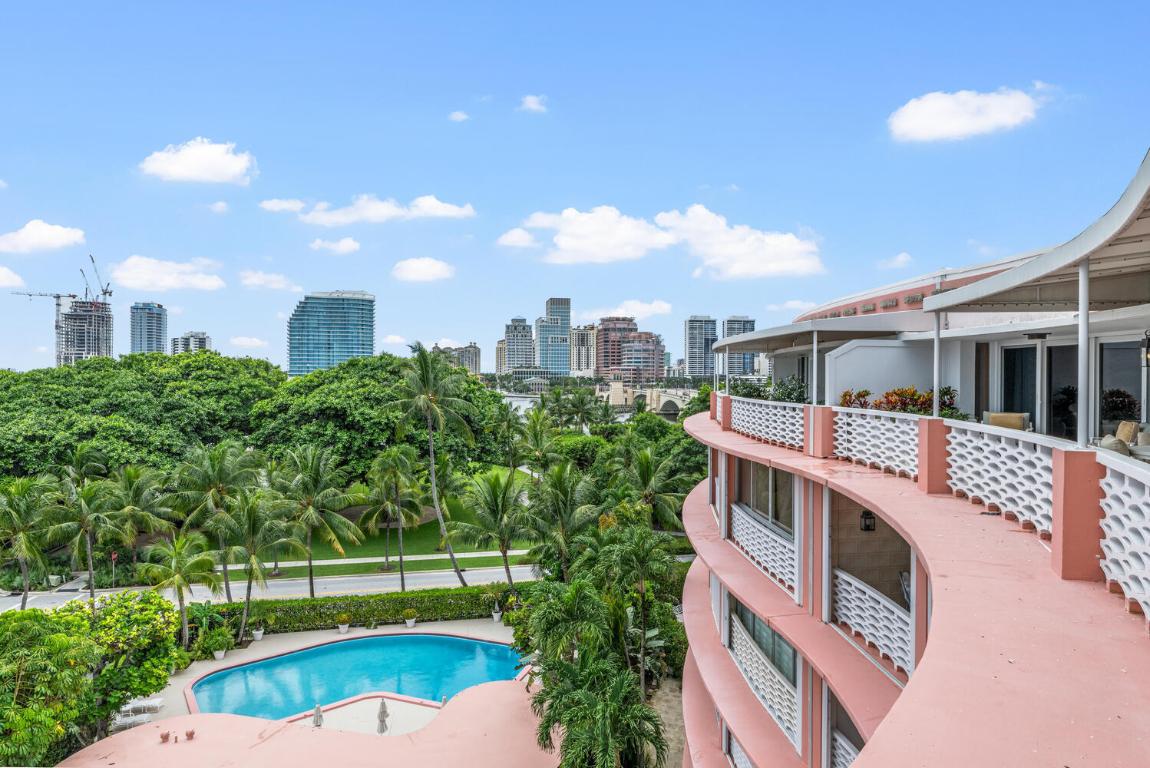 SOUTHLAKE CONDOMINIUM - Residential