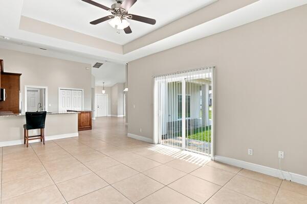 PORT ST LUCIE SECTION 46 1ST REPLAT - Residential
