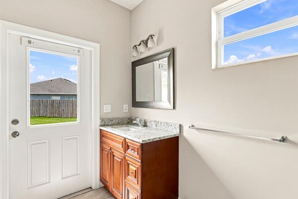 PORT ST LUCIE SECTION 46 1ST REPLAT - Residential