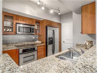 HARBORAGE YACHT CONDO - Residential