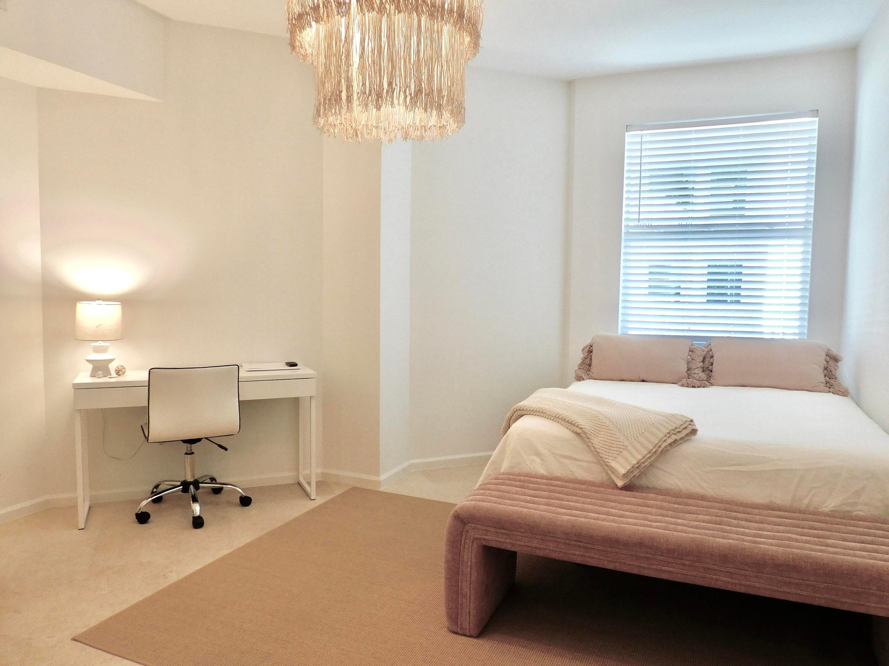 HARBORAGE YACHT CONDO - Residential