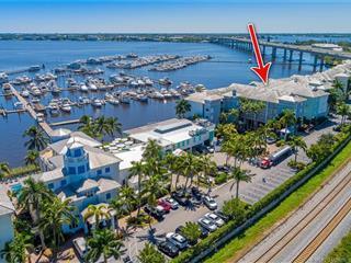HARBORAGE YACHT CONDO - Residential