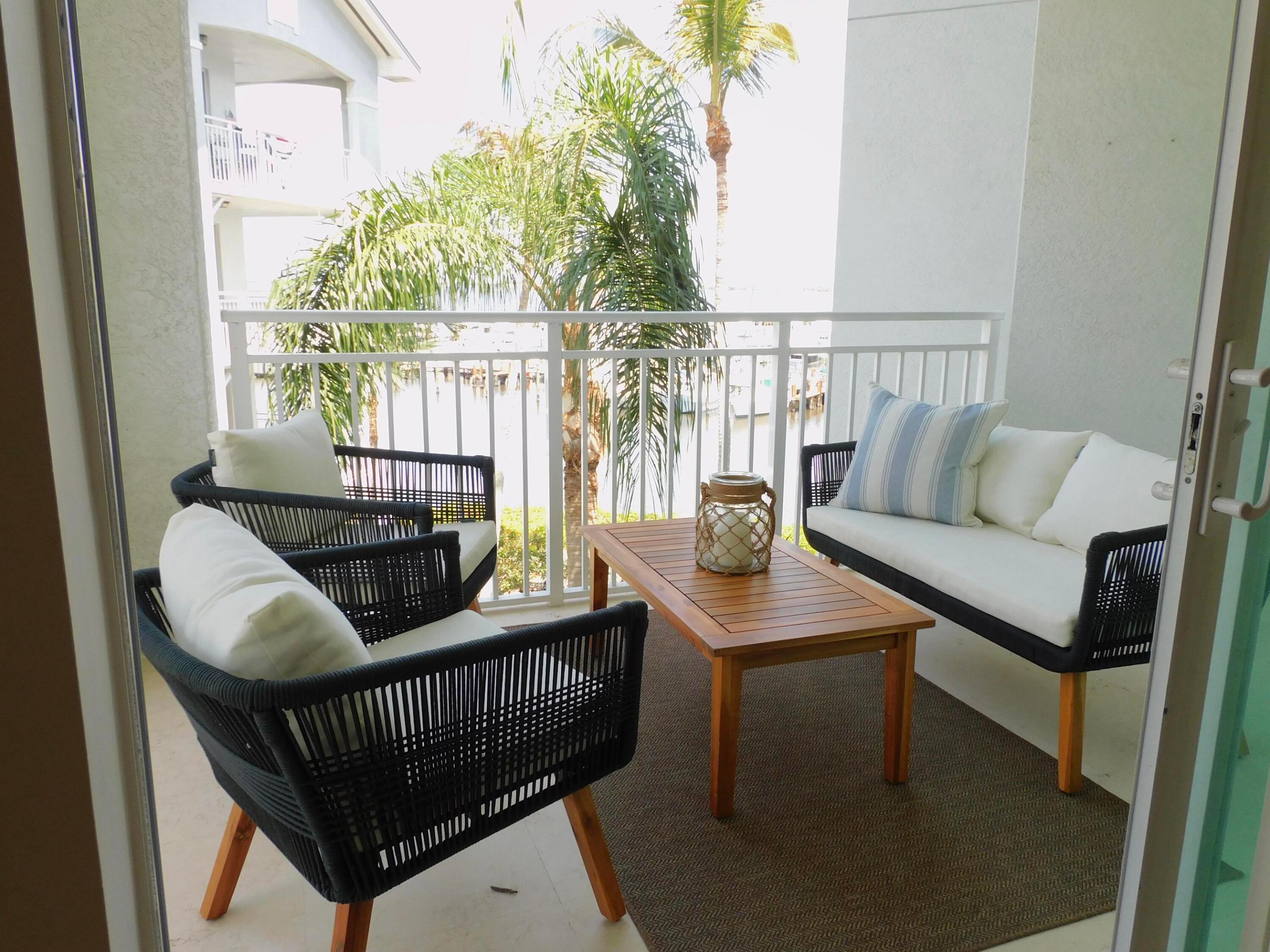 HARBORAGE YACHT CONDO - Residential