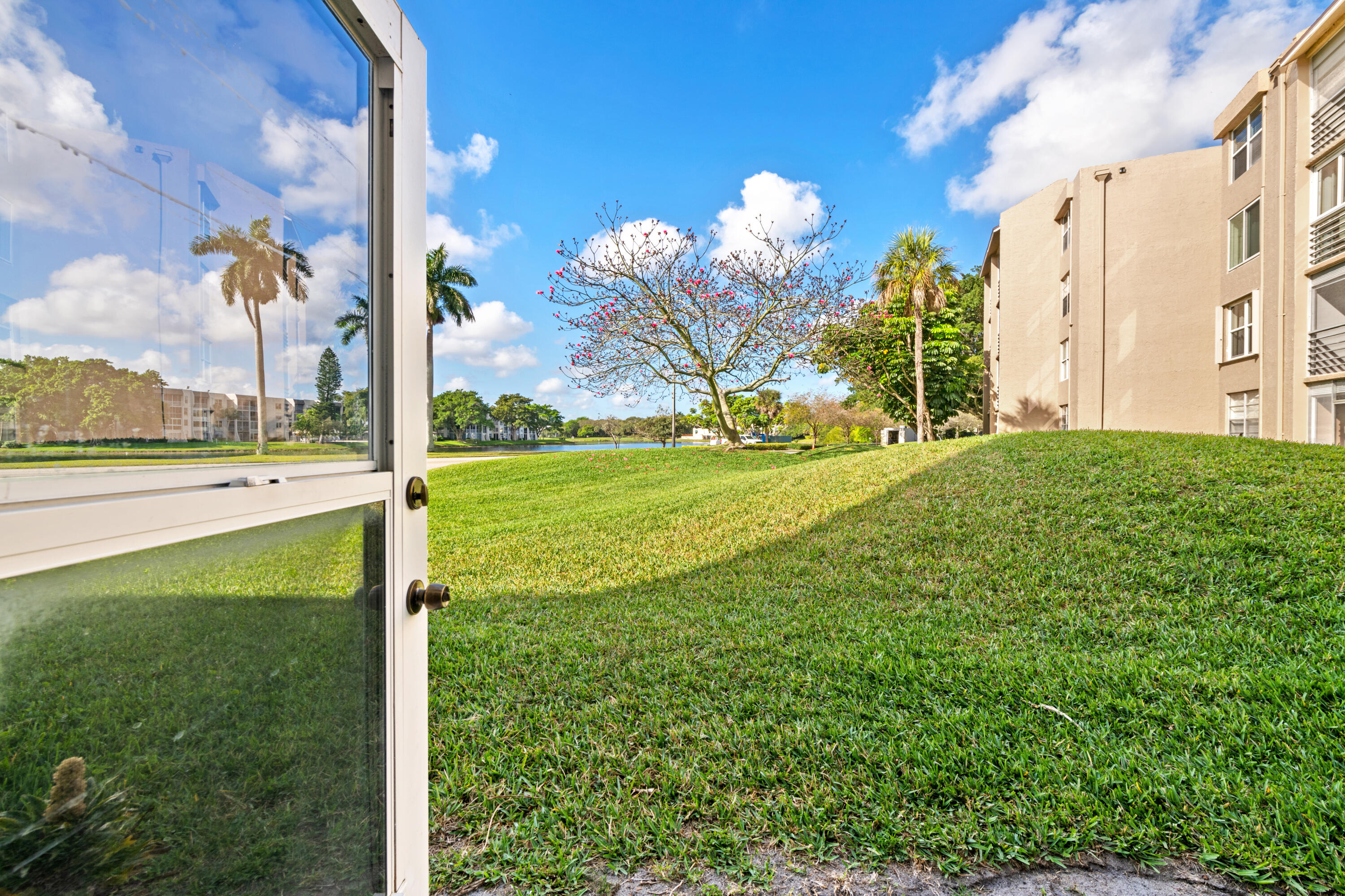 TANGERINE CONDOMINIUM EIGHT - Residential