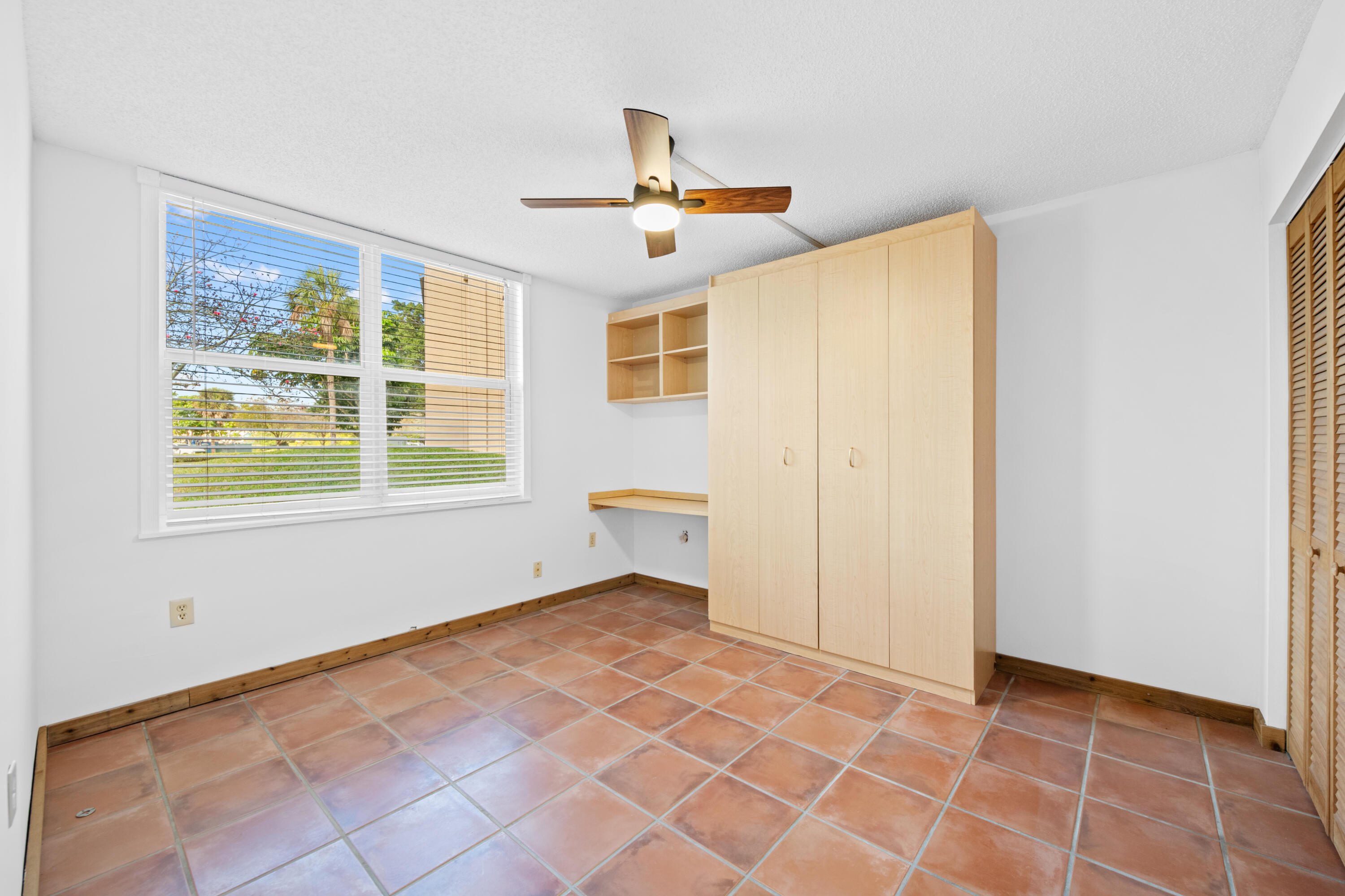 TANGERINE CONDOMINIUM EIGHT - Residential
