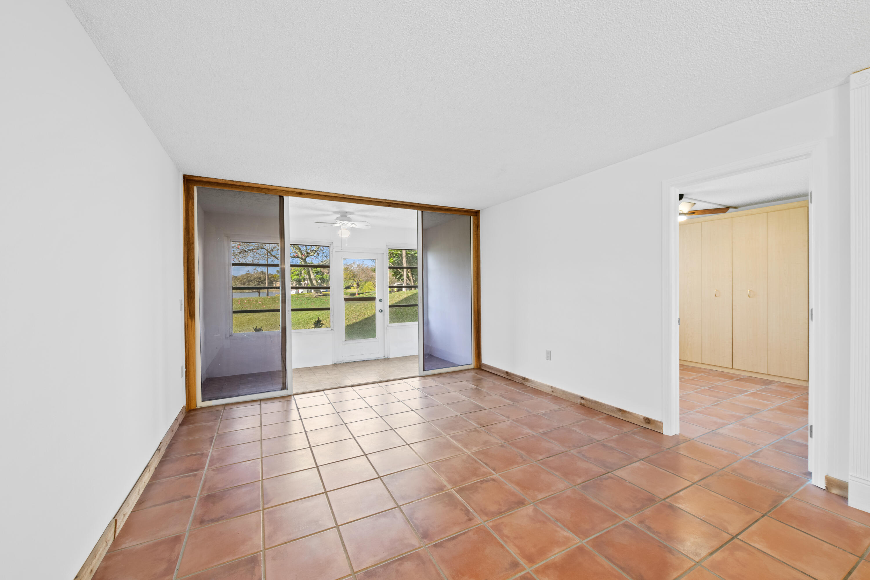 TANGERINE CONDOMINIUM EIGHT - Residential