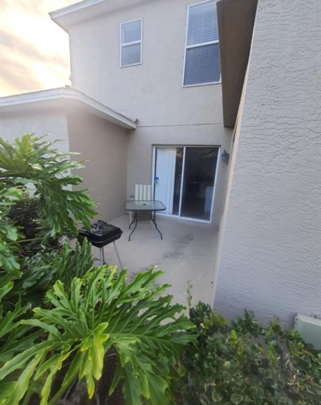 POINTE WEST NORTH VILLAGE PHASE III PD - Residential Lease