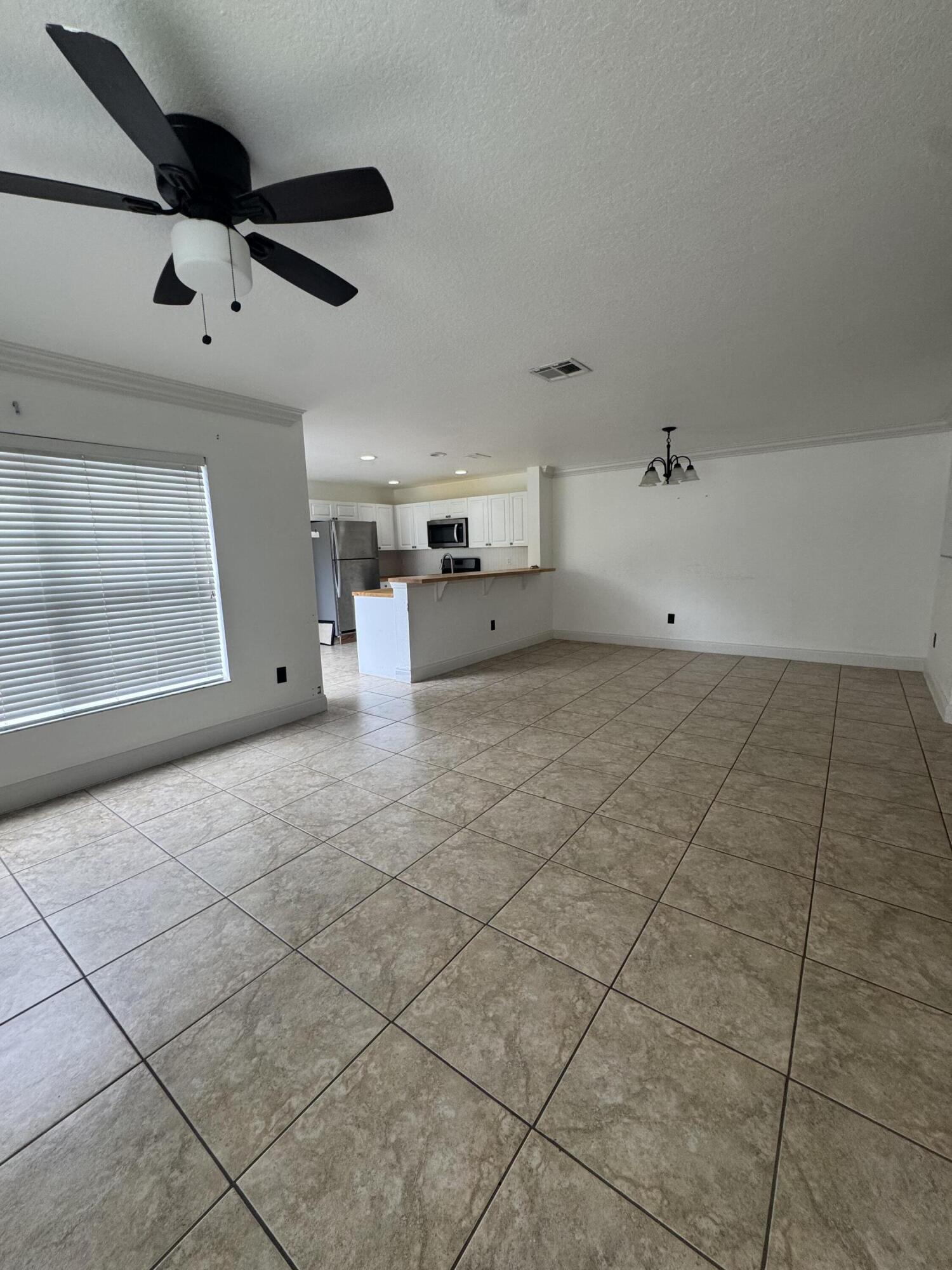 POINTE WEST NORTH VILLAGE PHASE III PD - Residential Lease