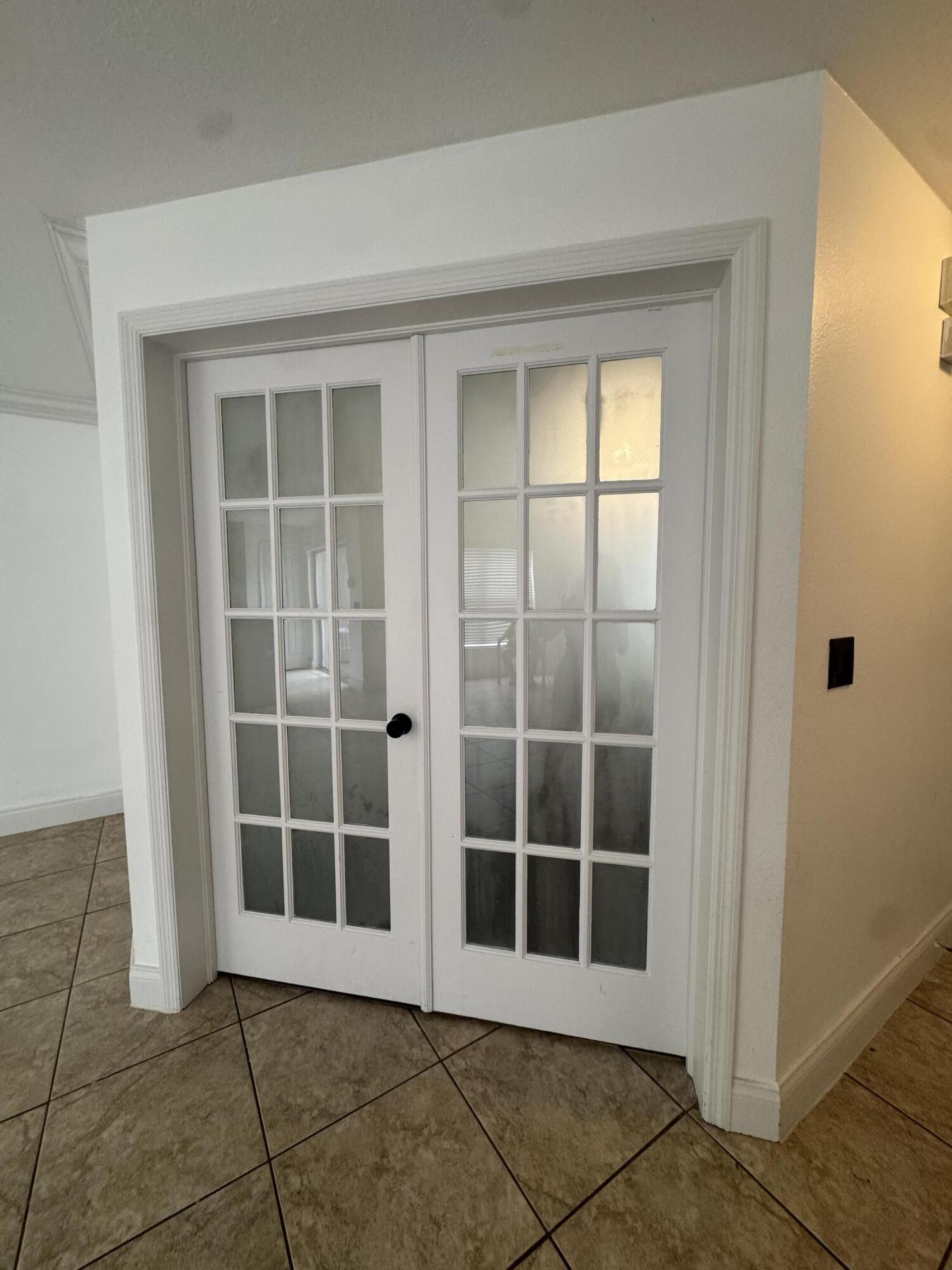 POINTE WEST NORTH VILLAGE PHASE III PD - Residential Lease