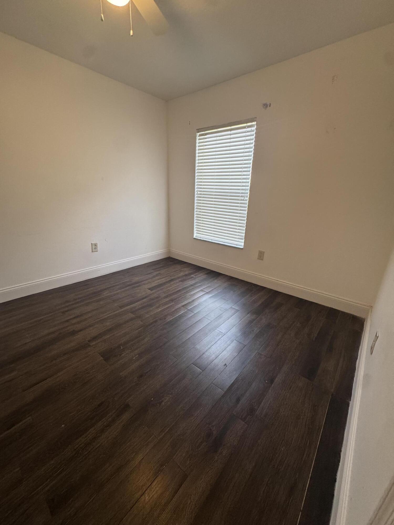 POINTE WEST NORTH VILLAGE PHASE III PD - Residential Lease
