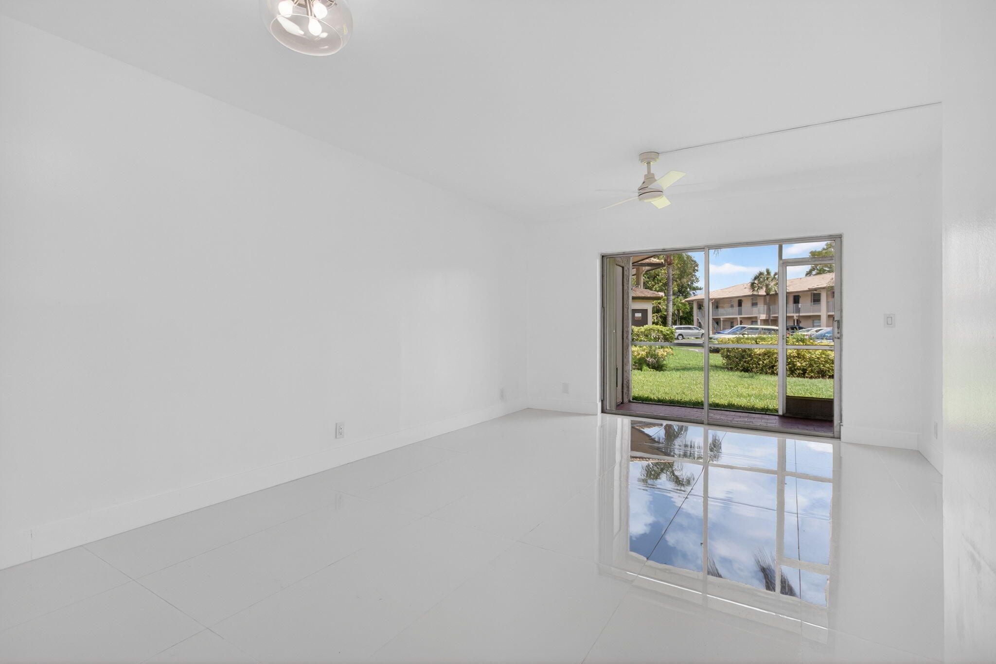 VIEWPOINTE - Residential