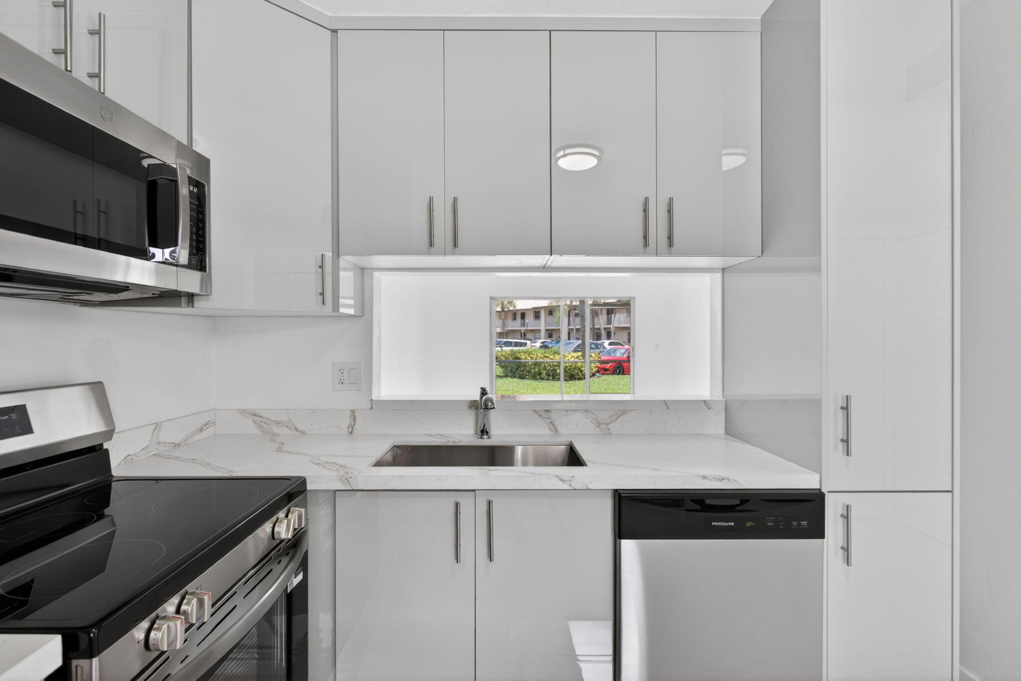 VIEWPOINTE - Residential