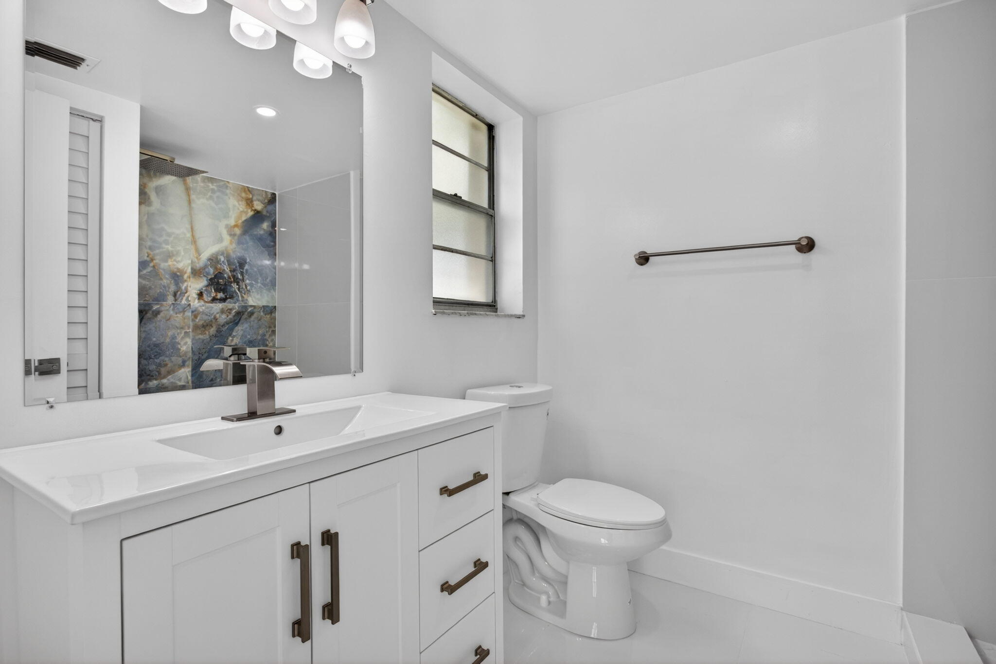 VIEWPOINTE - Residential