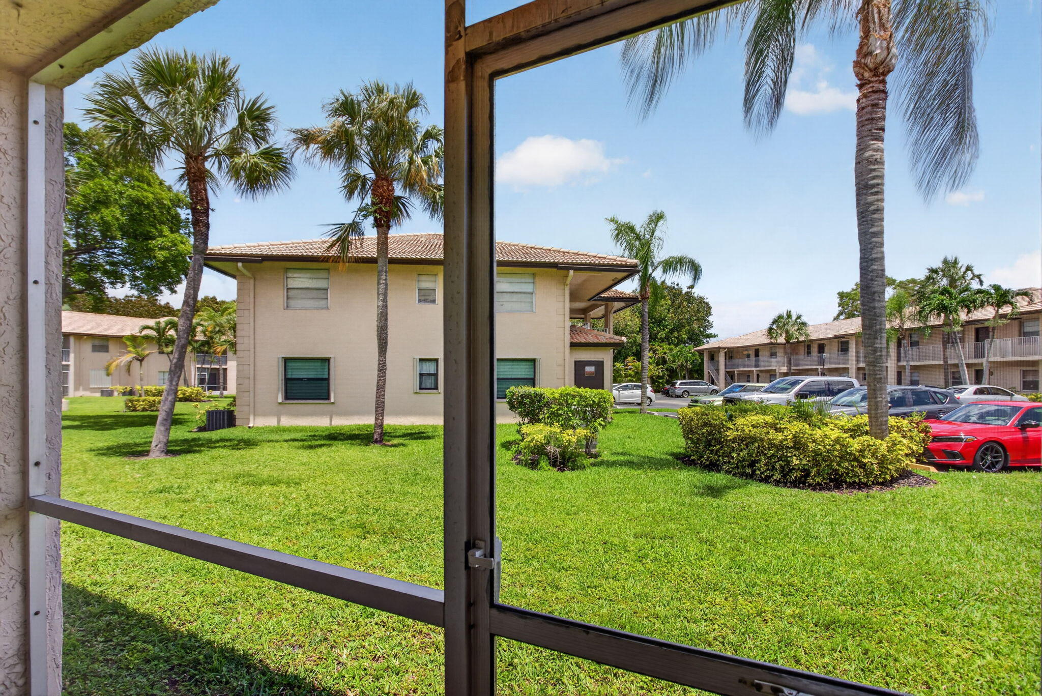 VIEWPOINTE - Residential