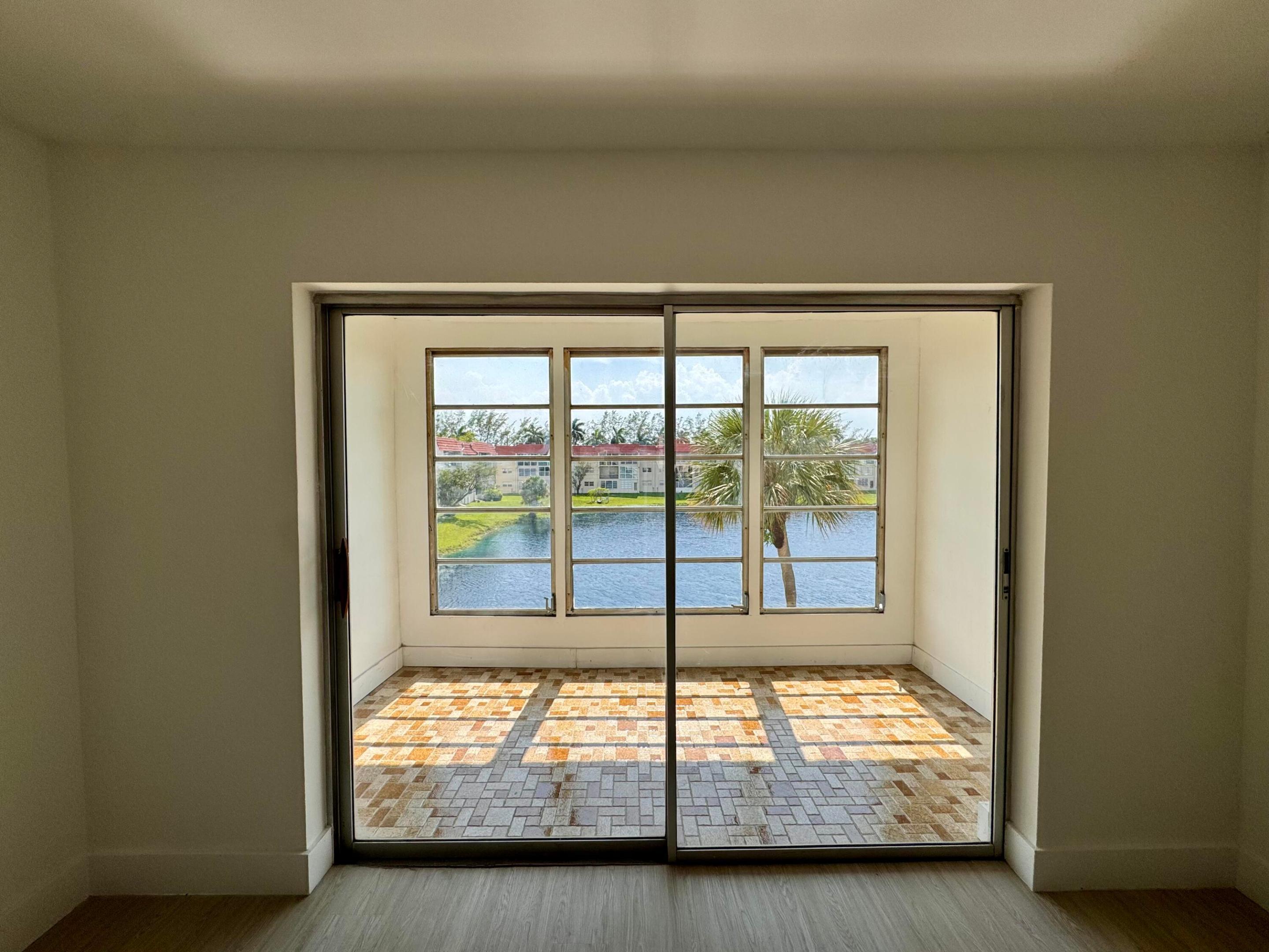 SUNRISE LAKES 12 CONDO - Residential