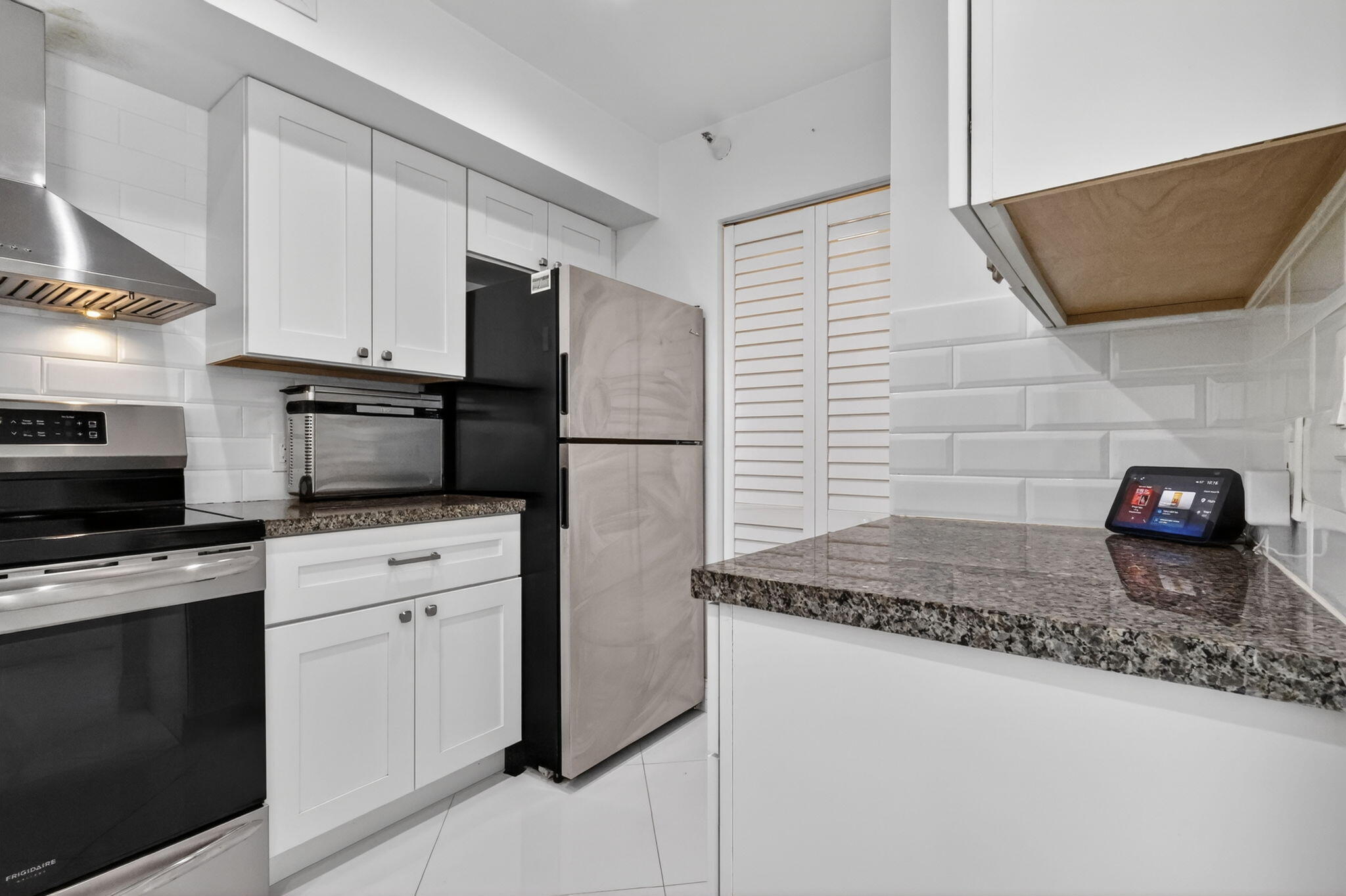 YACHT CLUB ON THE INTRACOASTAL CONDO - Residential