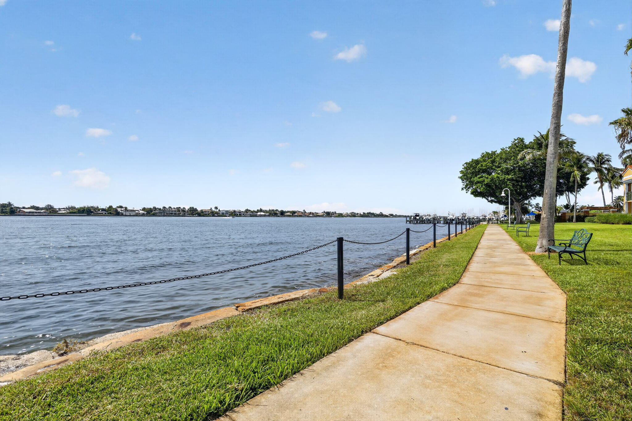 YACHT CLUB ON THE INTRACOASTAL CONDO - Residential