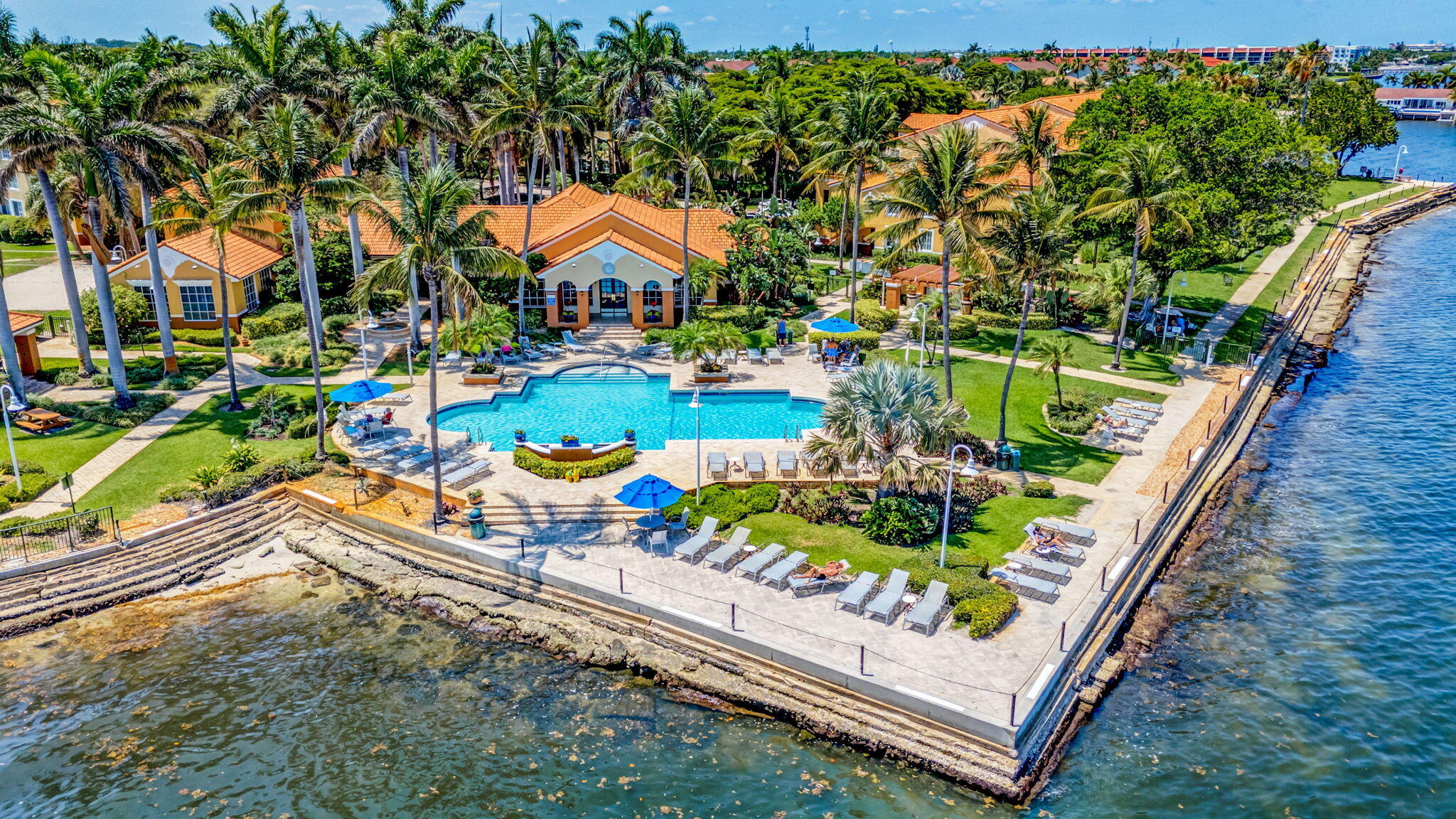YACHT CLUB ON THE INTRACOASTAL CONDO - Residential