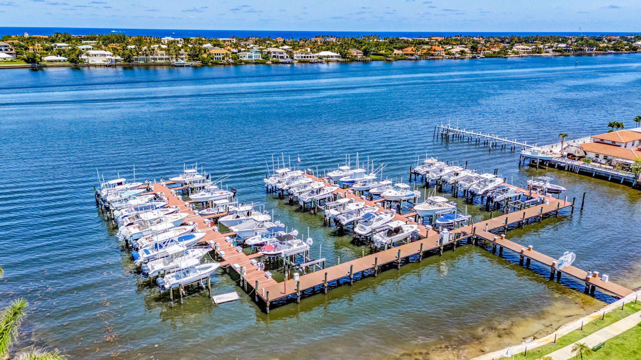 YACHT CLUB ON THE INTRACOASTAL CONDO - Residential