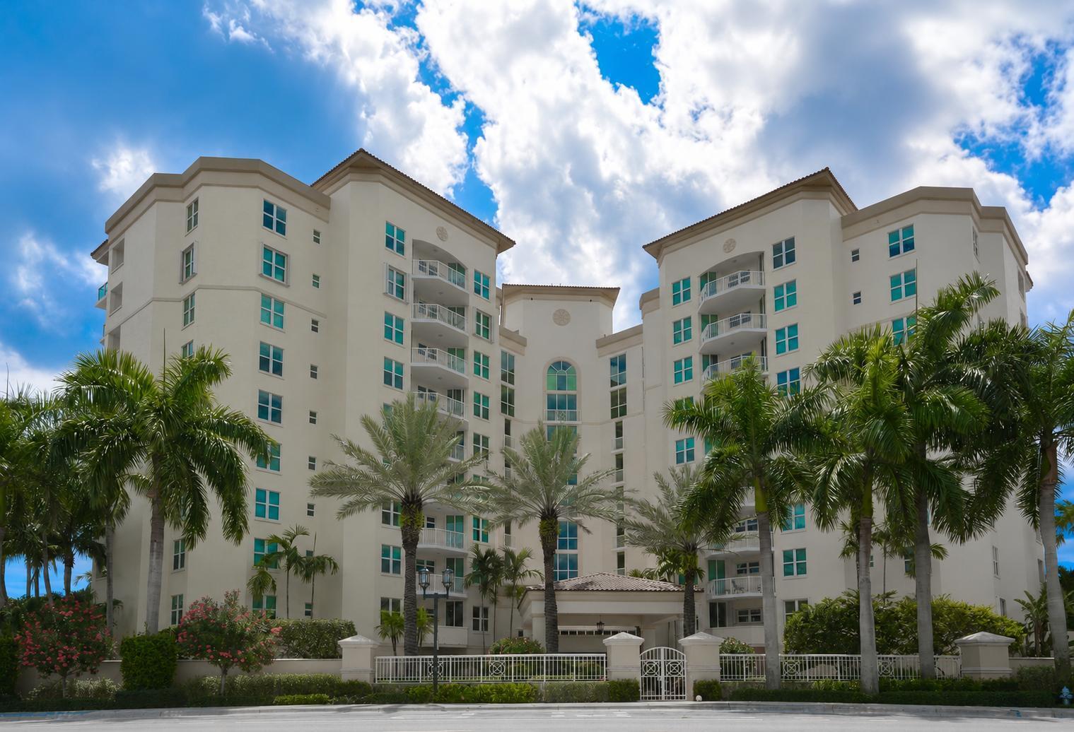 TOWNSEND PLACE CONDO - Residential