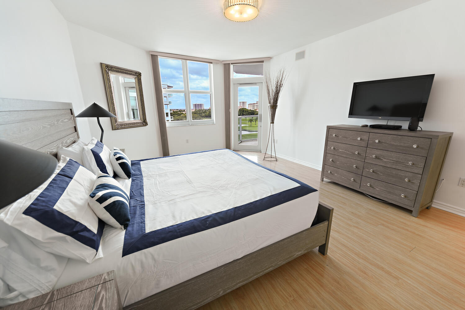 TOWNSEND PLACE CONDO - Residential