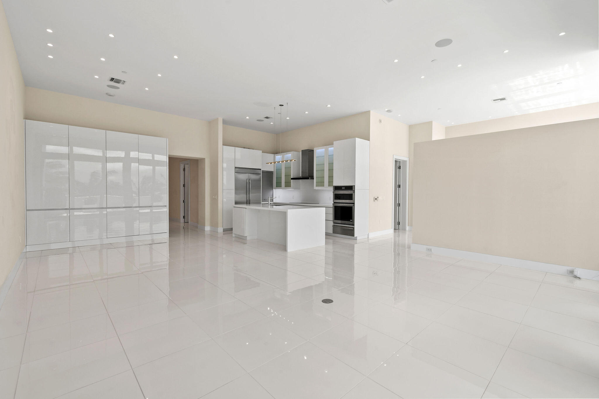 WATER CLUB NORTH PALM BEACH CONDO - Residential